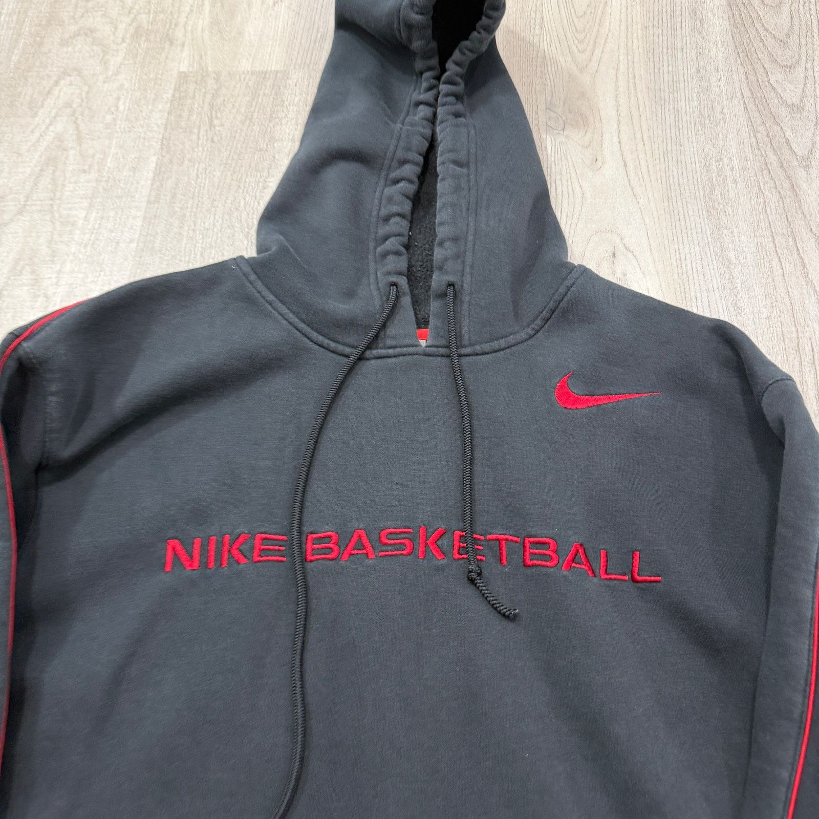 Nike Vintage Nike Basketball Hoodie Men's Extra Large Black 90s Size US XL / EU 56 / 4 - 3 Thumbnail