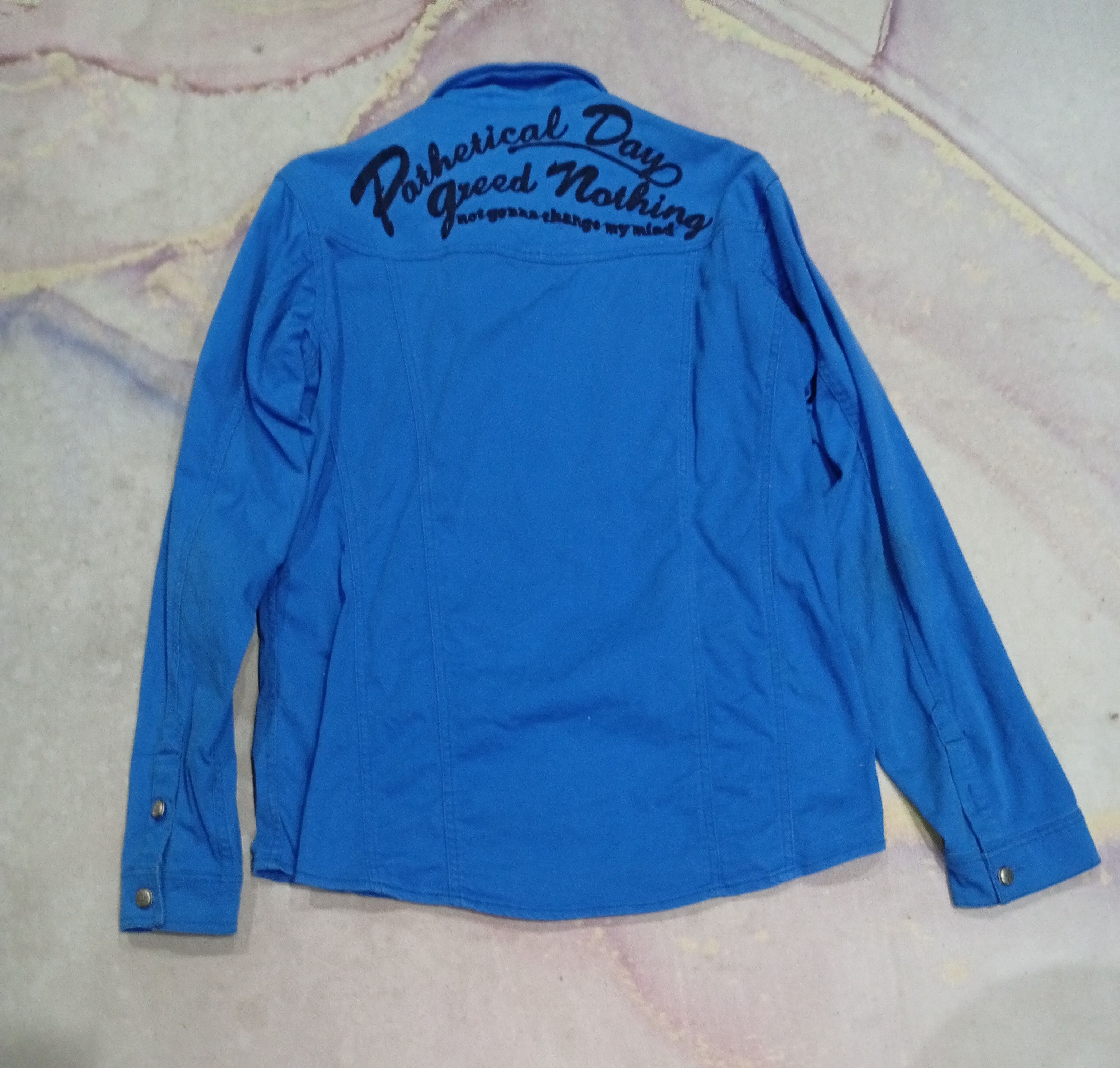 In The Attic In the attic shirt button Size US S / EU 44-46 / 1 - 2 Thumbnail