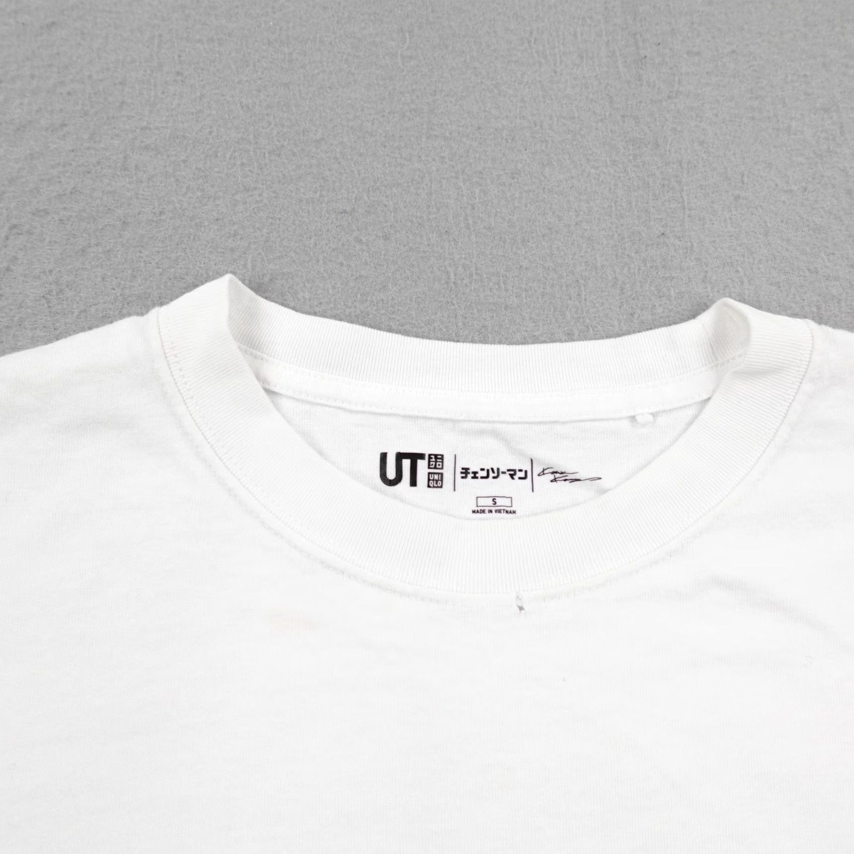 Uniqlo Uniqlo Chainsaw Man Shirt Mens Small White Tokyo Special Division Devil Hunter Shirt Mens Small White Tokyo Special Division Devil Hunter Size US S / EU 44-46 / 1 - 2 Thumbnail