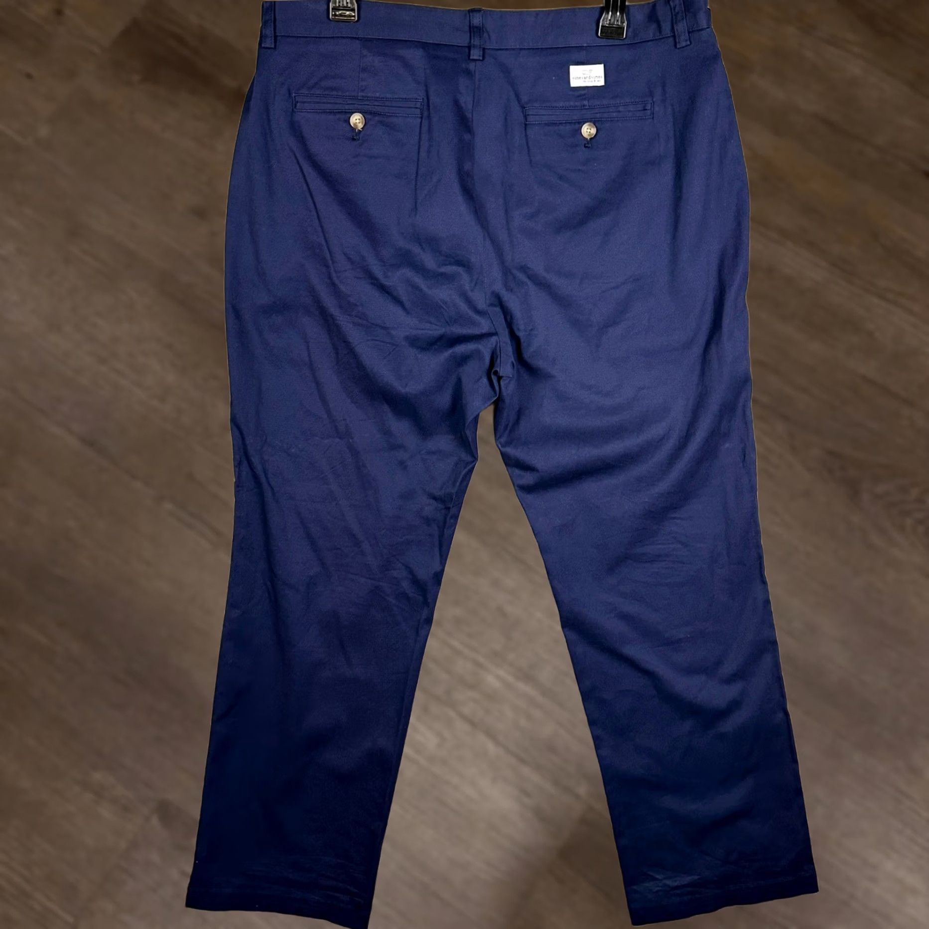 Vineyard Vines Vineyard Vines Pants Mens 35X30 Navy Blue Khakis Flat Front Stretch Straight Leg Size US 35 - 1 Thumbnail