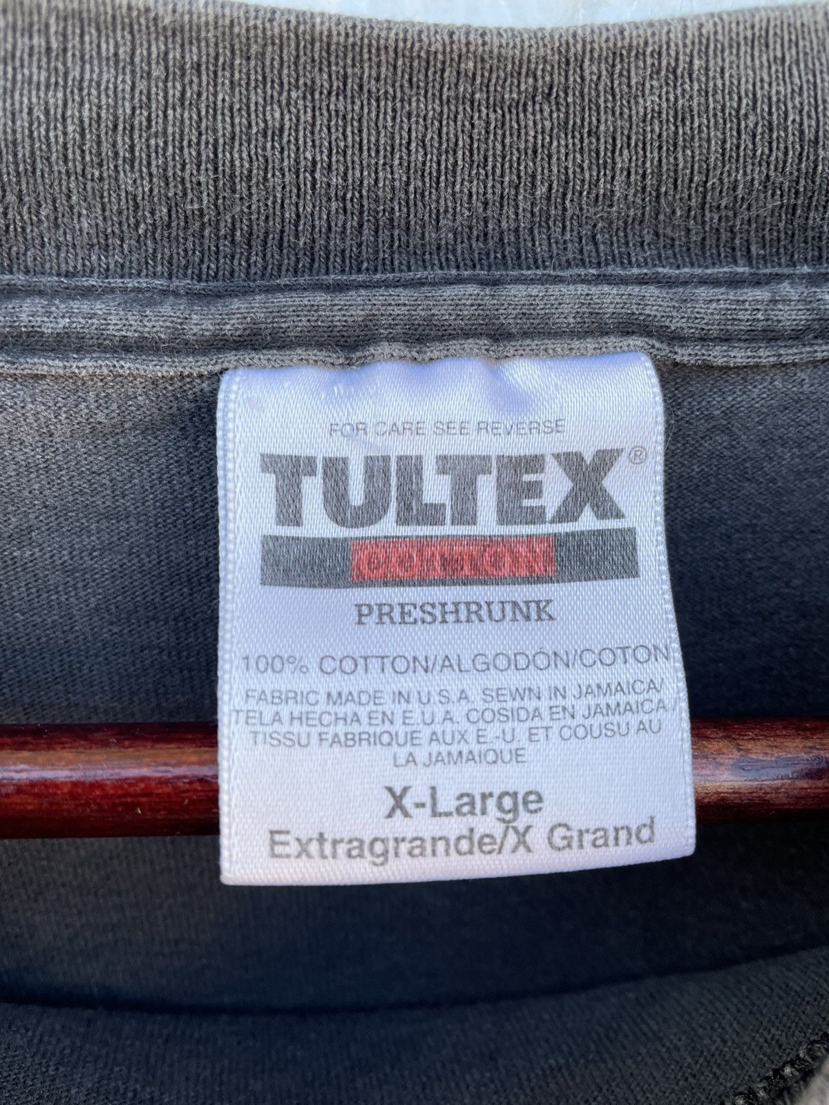 Tultex Vintage 90s Men’s Hard Rock Black Faded Shirt Xl 23 X 29.5 Size US XL / EU 56 / 4 - 3 Thumbnail