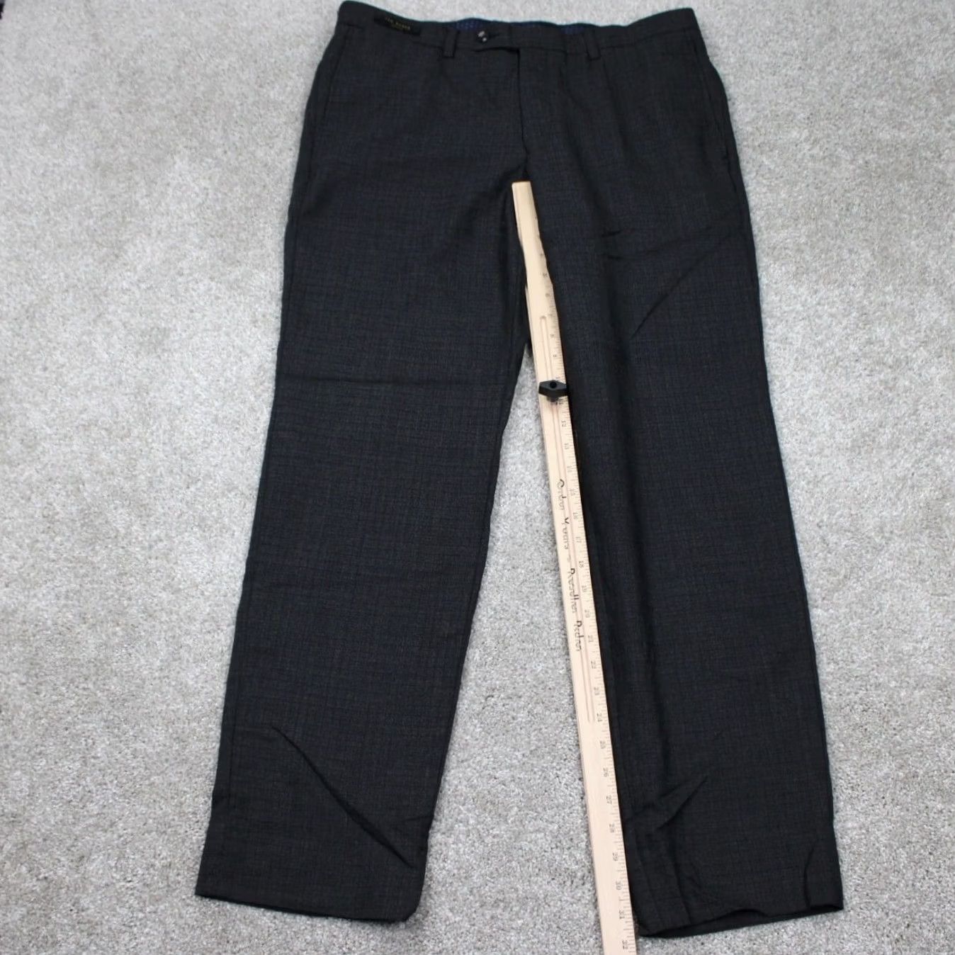 Ted Baker Ted Baker London Dress Pants Mens 36R Black Wool Flat Front Inseam 32" Casual Formal 100% Wool Slob? Size US 36 / EU 52 - 3 Thumbnail