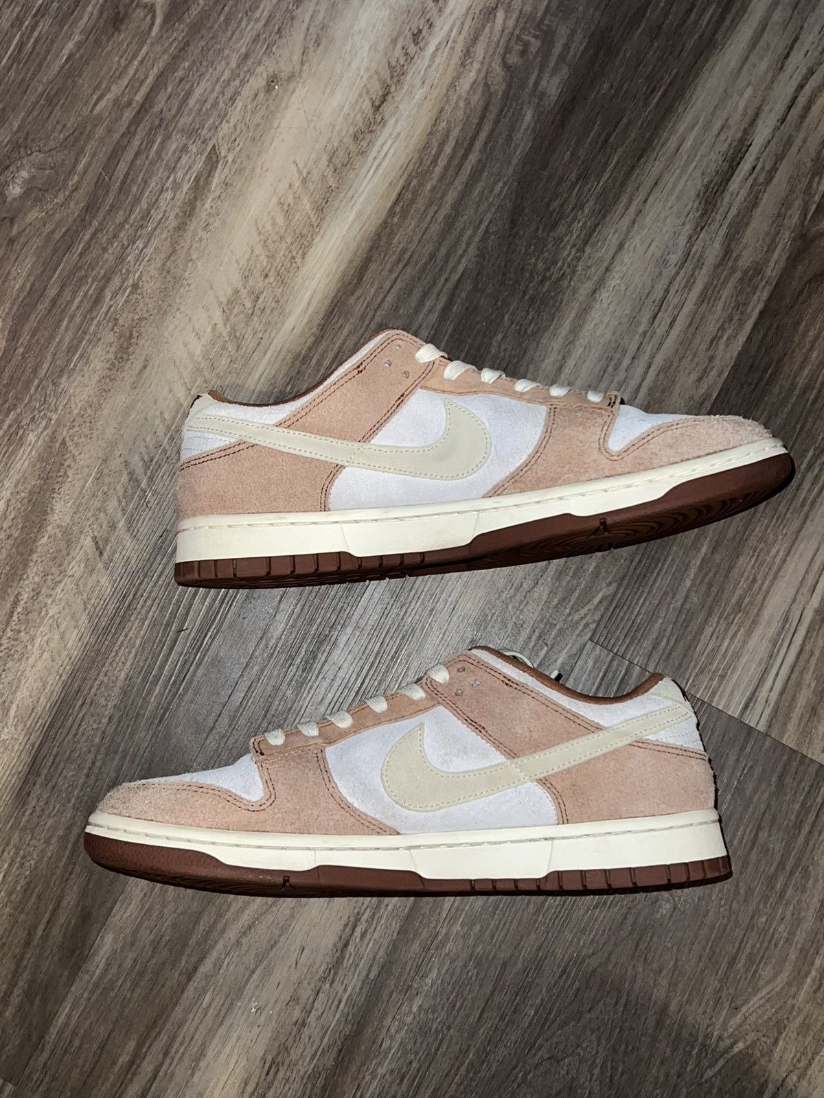 Nike Nike Dunk Low Premium Medium Curry Size 10 Size US 10 / EU 43 - 2 Thumbnail