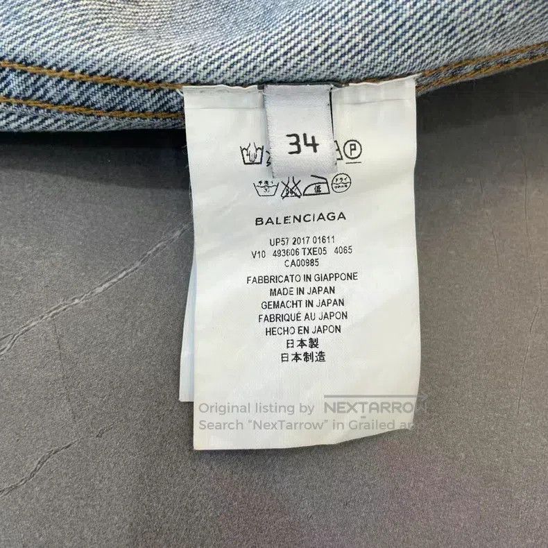 Balenciaga Balenciaga Blue denim jacket with collar logo distressed Size XXS / US 00 / IT 34 - 5 Thumbnail