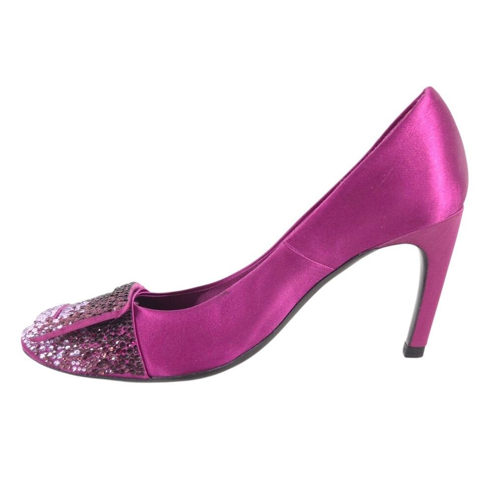 Roger Vivier Roger Vivier Flower Strass Satin Pumps US 5.5 EU 35.5 Women Size US 5.5 / IT 35.5 - 6 Thumbnail