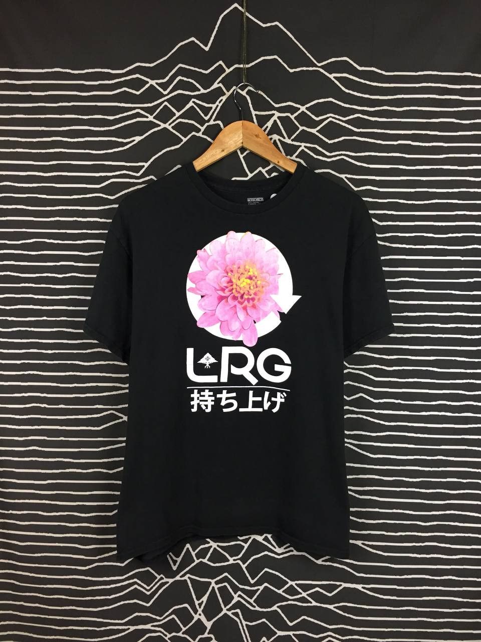 LRG Vtg LRG Lifted Research Group Pink Peony Flower Tee Size US L / EU 52-54 / 3 - 1 Thumbnail