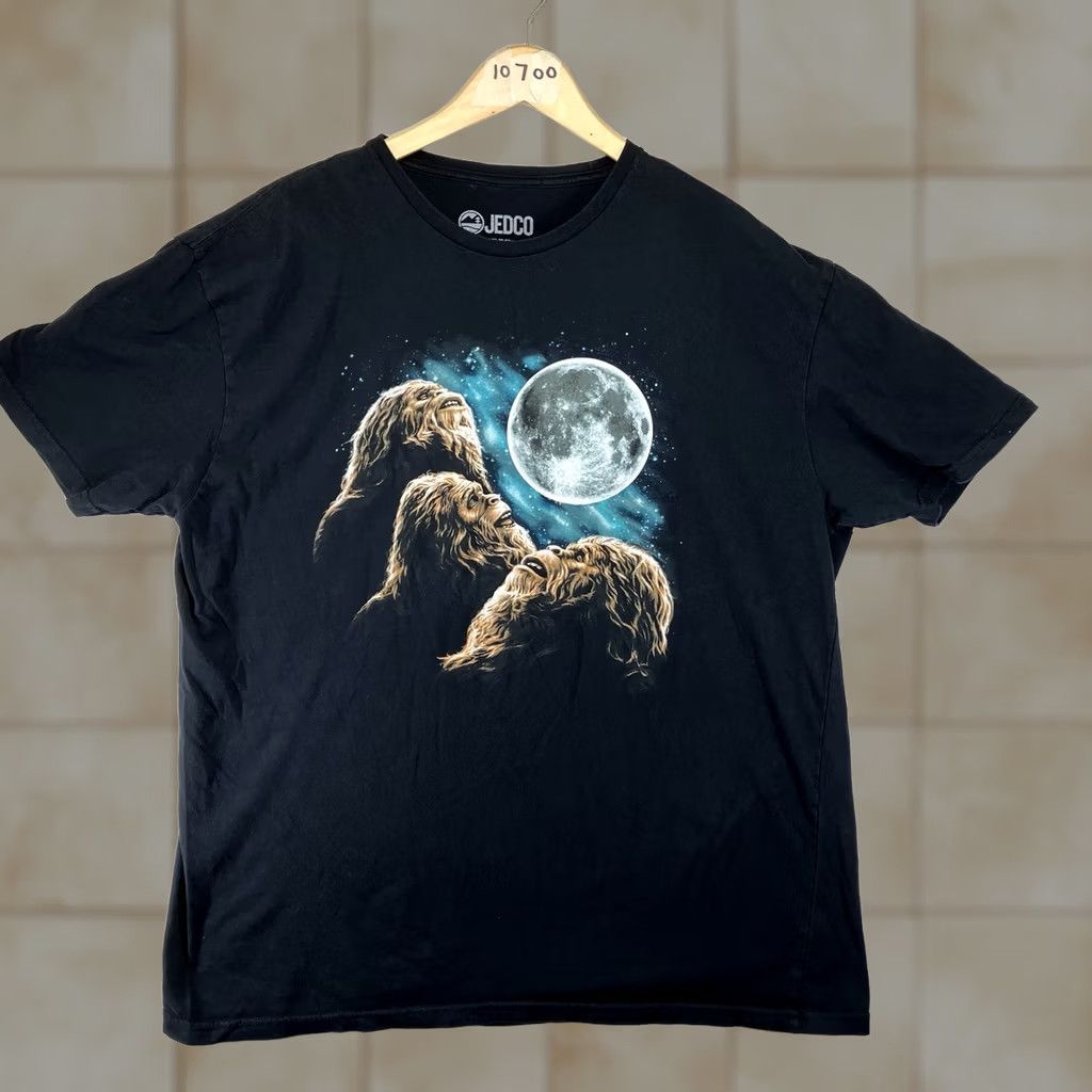 Jeep Mens Sasquatch T Shirt 2XL Bigfoot Laughing Moon JedCo Jeep All Cotton Size US XXL / EU 58 / 5 - 1 Thumbnail