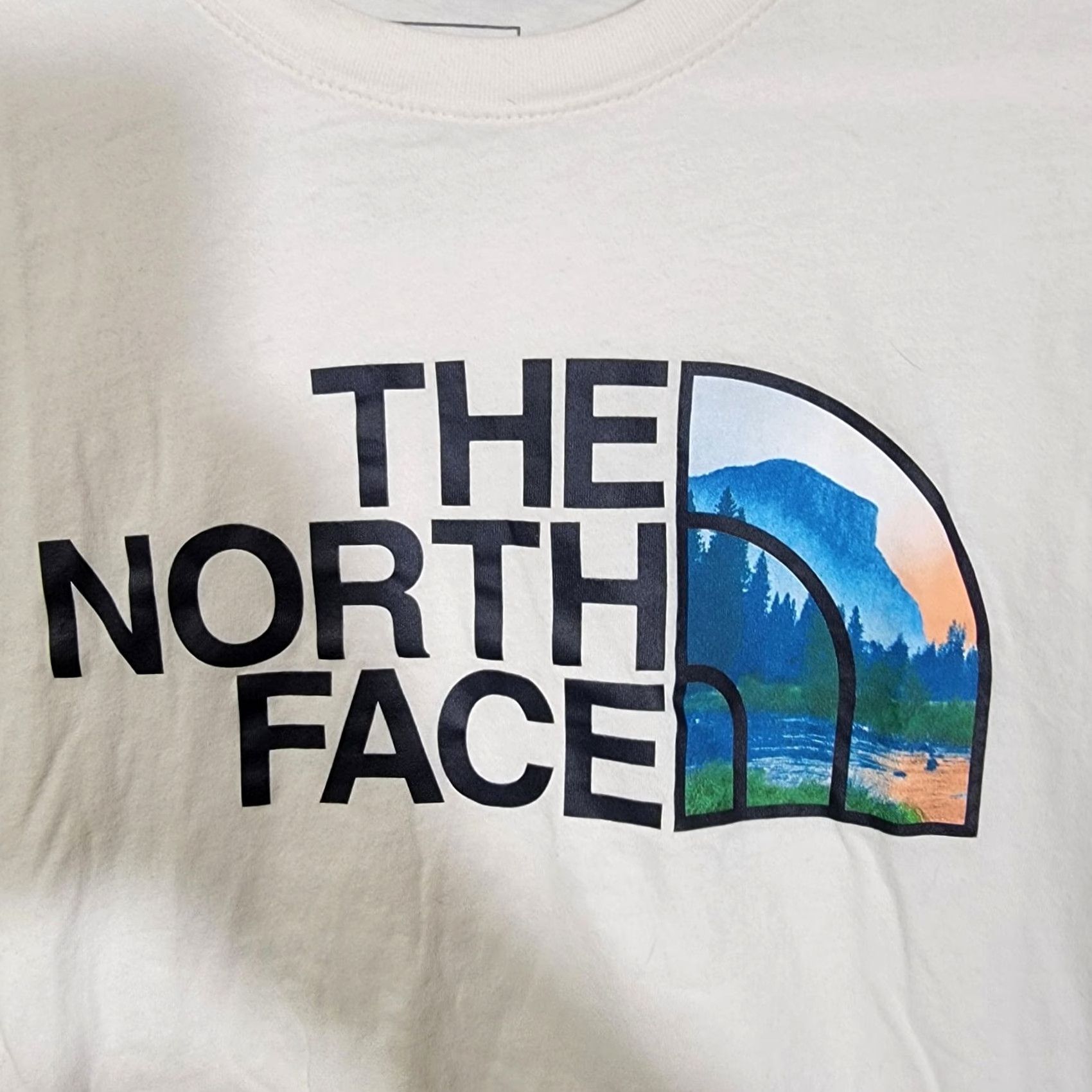 The North Face The North Face Shirt Mens XL White Nature Lightweight Outdoors T-Shirt Casual Size US XL / EU 56 / 4 - 3 Thumbnail