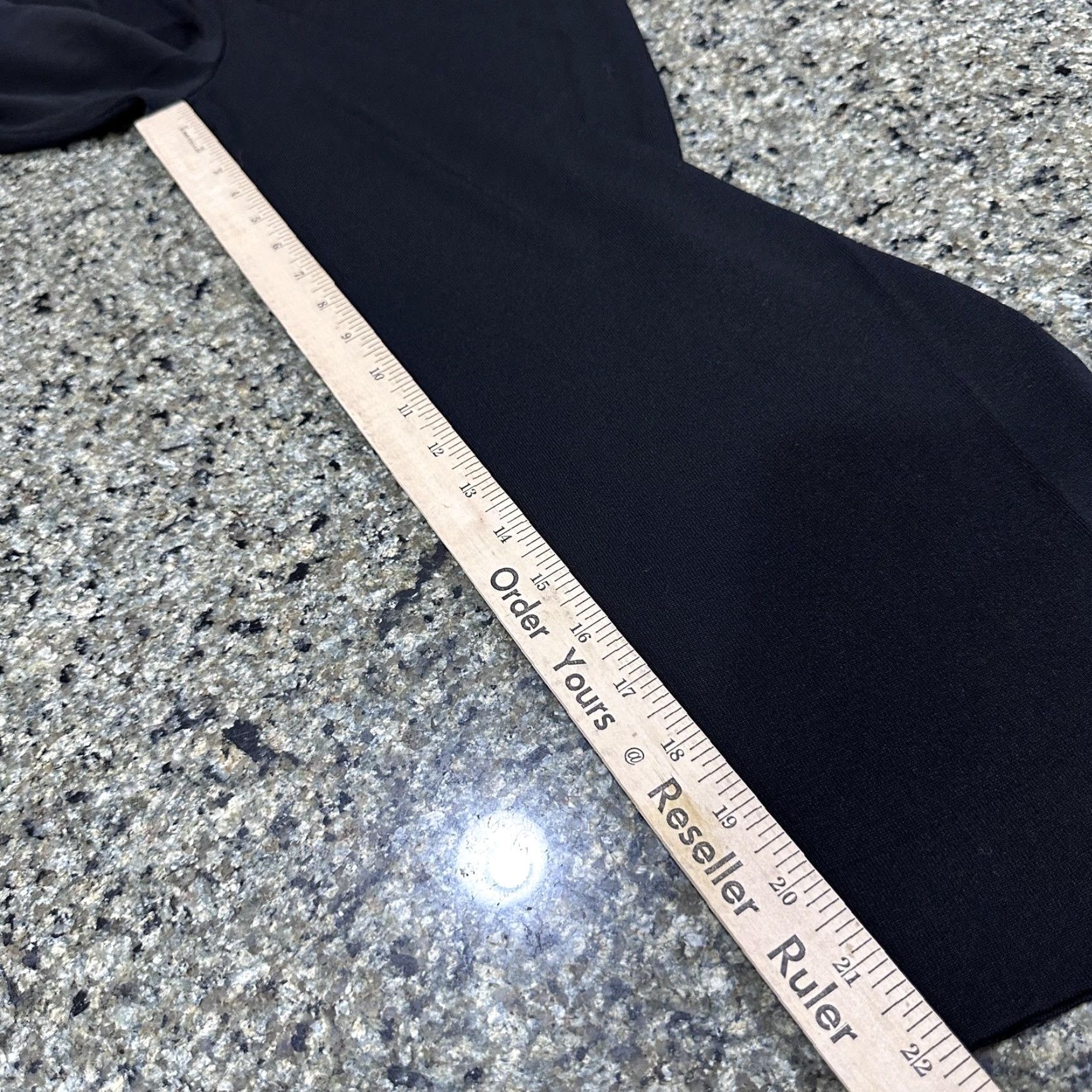 Vintage Misook Petite Pants S Black Knit Pull On Slit Hem Elastic Waist Minimalist Dress Pants Womens Slacks Straight Leg 22.5 Inseam High Rise Size 30" / US 8 / IT 44 - 6 Thumbnail