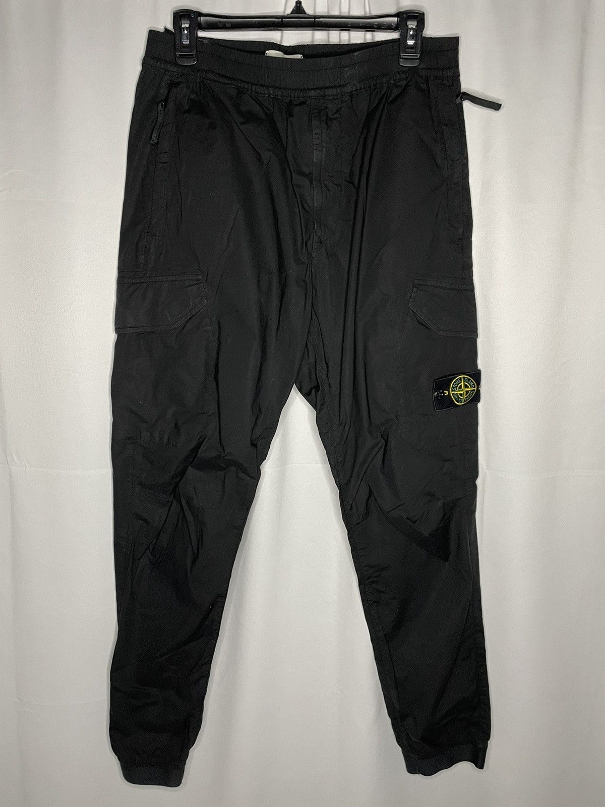 image of Stone Island Re-T Cargo Pants in Black, Men's (Size 33)