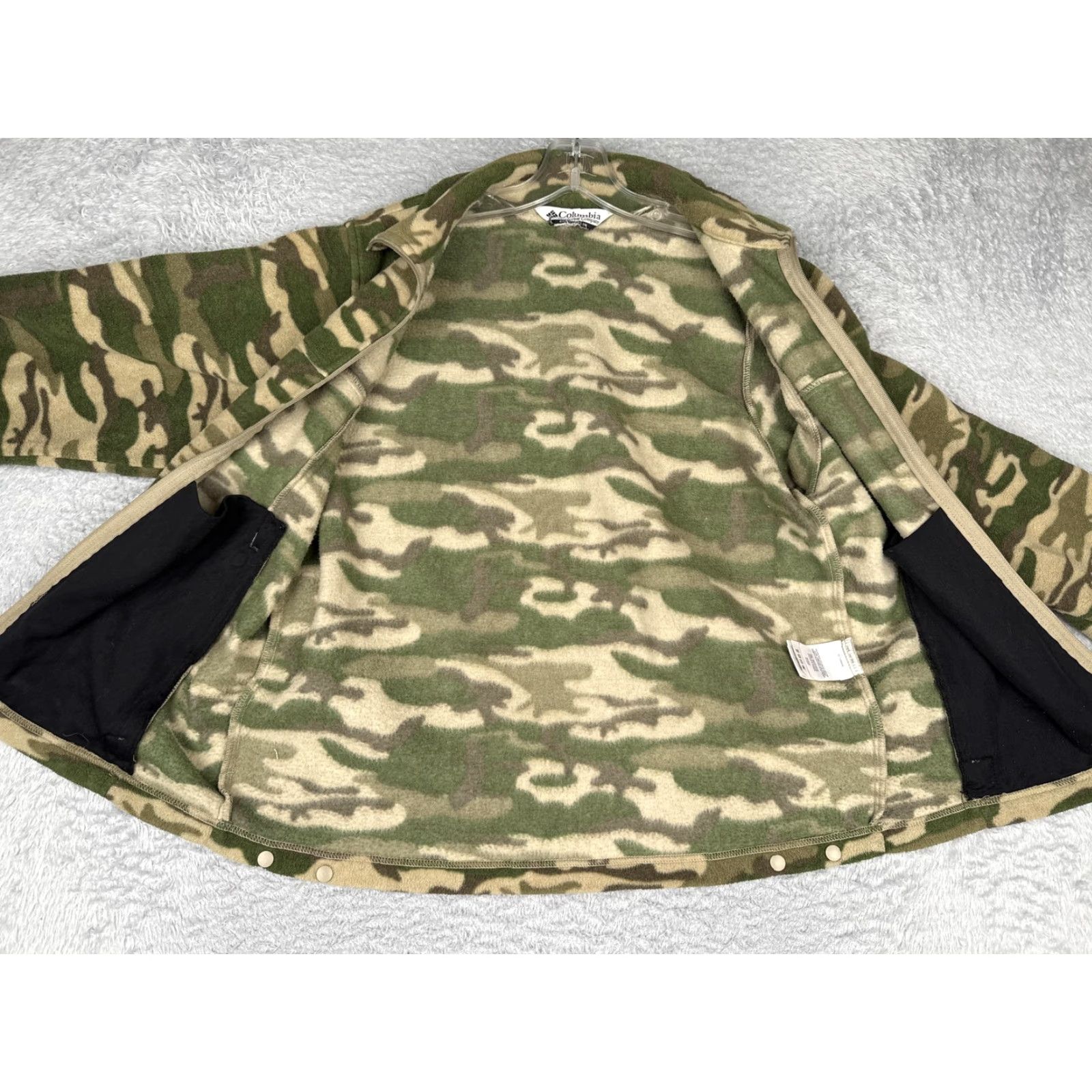 Vintage Columbia Fleece Jacket Mens Small Green Camo Full Zip Pockets Outdoor Hiking Size US S / EU 44-46 / 1 - 2 Thumbnail