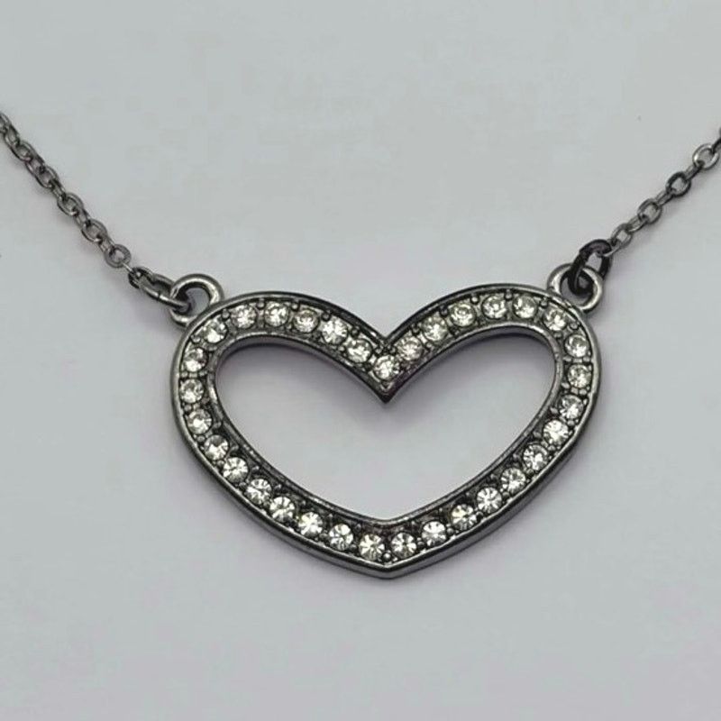 Other Silver Crystal Heart Necklace Size ONE SIZE - 2 Thumbnail