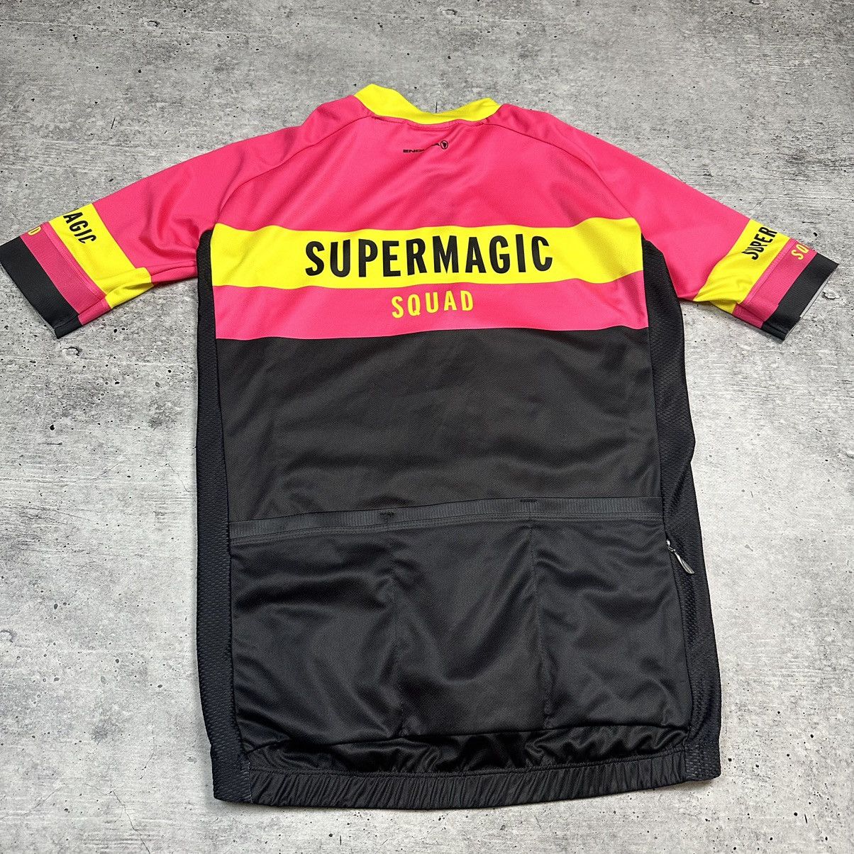 Other Endura Cycling Jersey Multicolor Men’s Size L Size US L / EU 52-54 / 3 - 8 Thumbnail