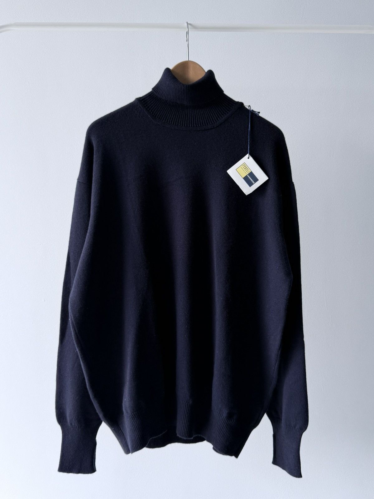 Fedeli NWT Fedeli Navy Blue Cashmere Turtleneck Sweater Size US XXL / EU 58 / 5 - 1 Thumbnail