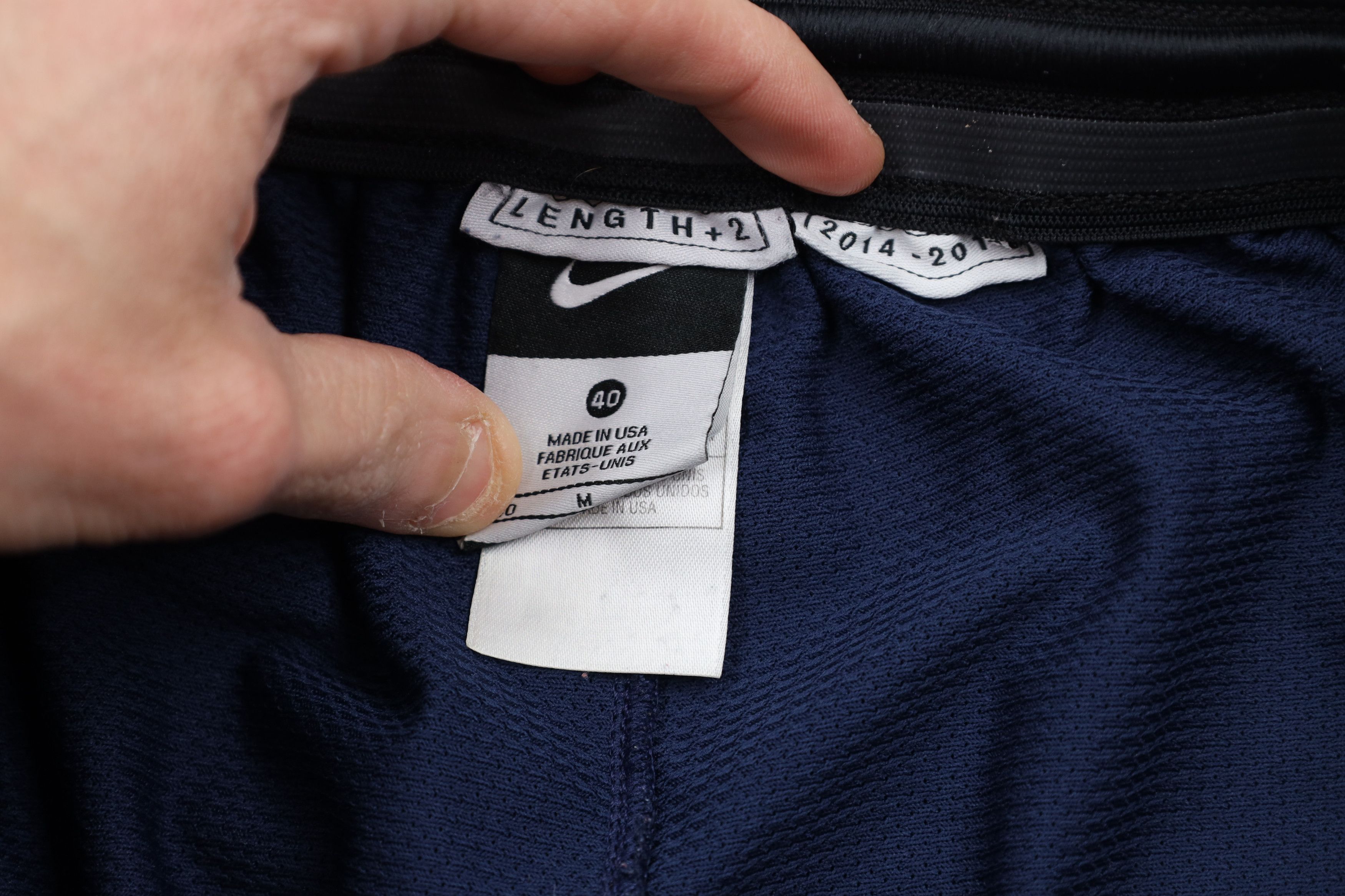 Nike × Vintage Nike Authentics Game Worn University of Illinois Shorts Size US 32 / EU 48 - 6 Thumbnail
