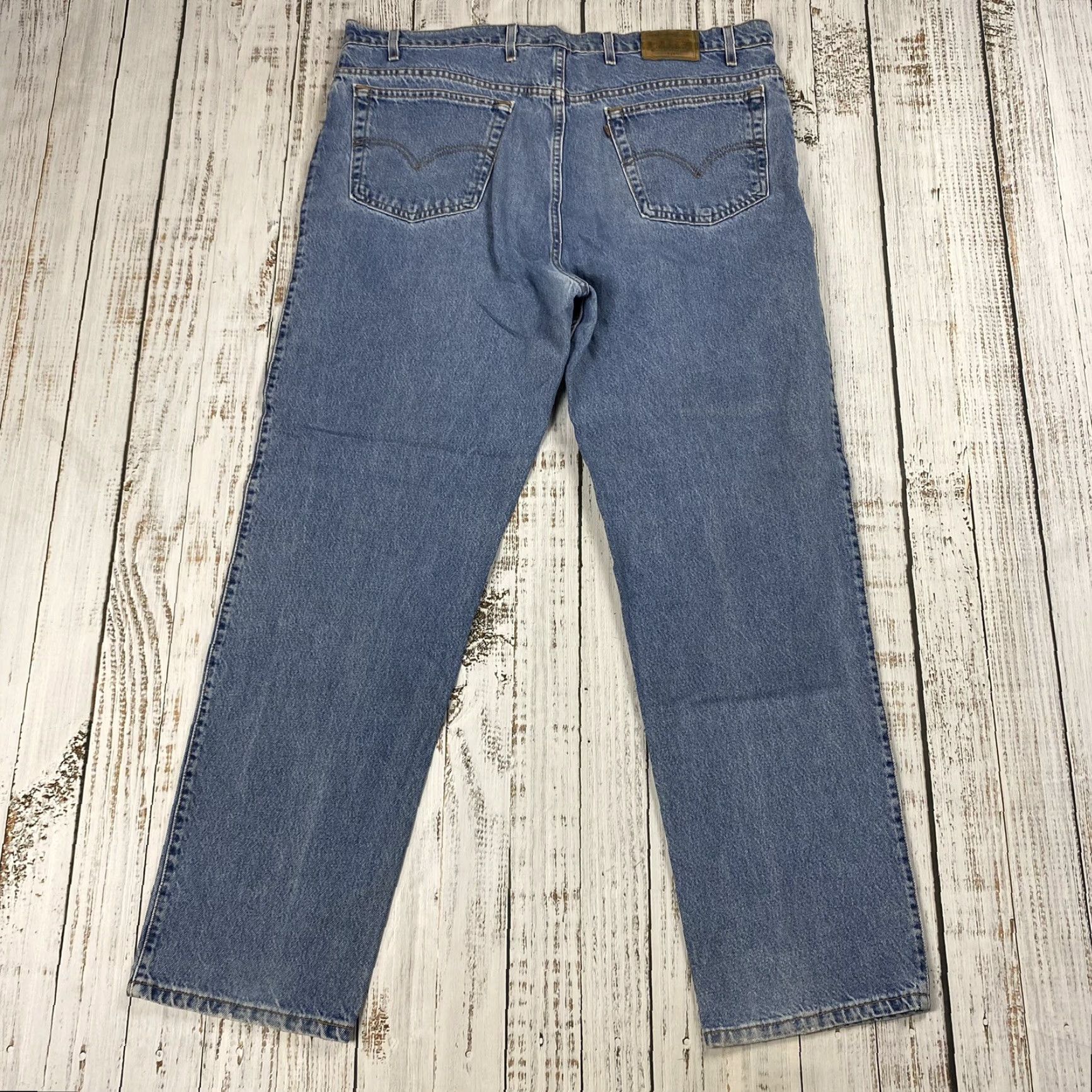 Levi's VINTAGE Levi's 540 Jeans 44x34 Relaxed Fit Blue Signature Made in USA 1990s Mens Size US 44 / EU 60 - 6 Thumbnail