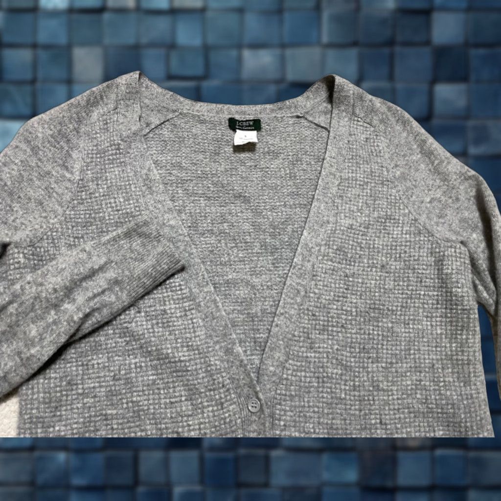 J.Crew J.Crew Cardigan Sweater Women's Small Solid Gray 100% Cashmere V-Neck Button-Up | Knit Casual Size S / US 4 / IT 40 - 1 Thumbnail