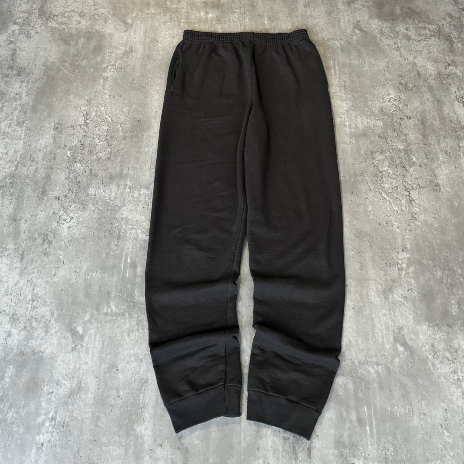 Hanes × Vintage Vintage Y2K Tonal Black Grunge Opium Comfy Sweatpants Size US 29 - 1 Thumbnail
