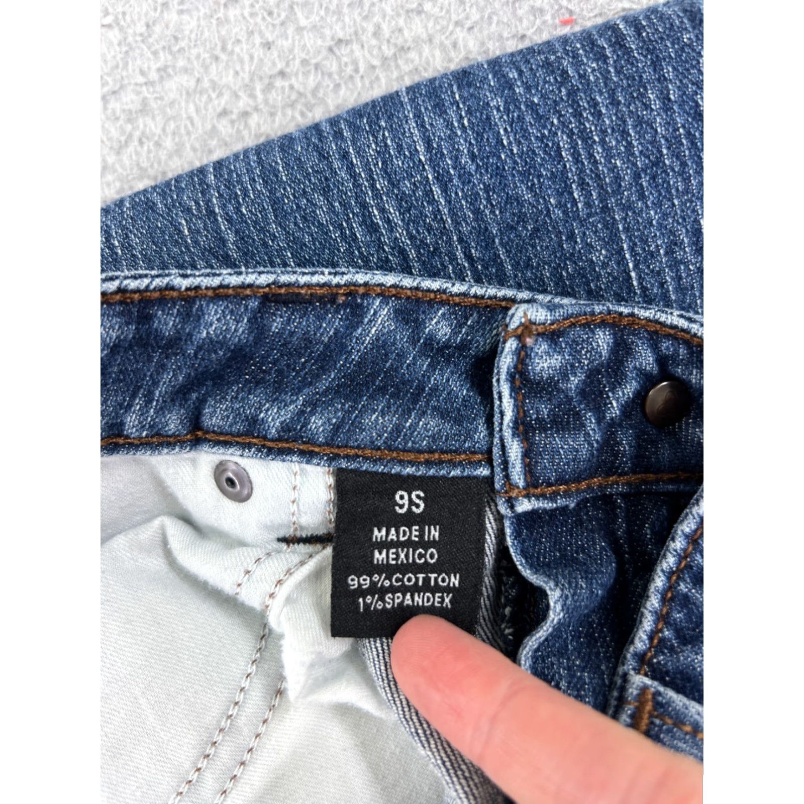 Anchor Blue VINTAGE Anchor Blue Women's Skinny Jeans 29x29 Low Rise Denim Stretch Ankle Zip Casual Blue Women's Pant Size 30" / US 8 / IT 44 - 7 Thumbnail