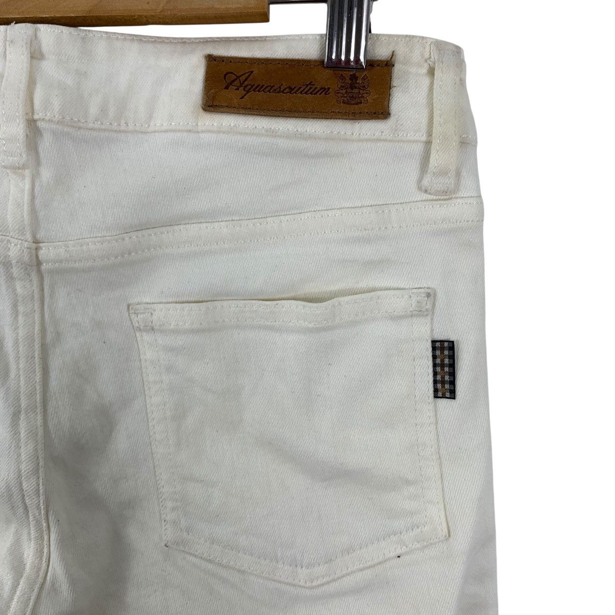 Aquascutum AQUASCUTUM Japanese Brand Slim Fit Denim Jeans Pants Size 28" / US 6 / IT 42 - 8 Thumbnail