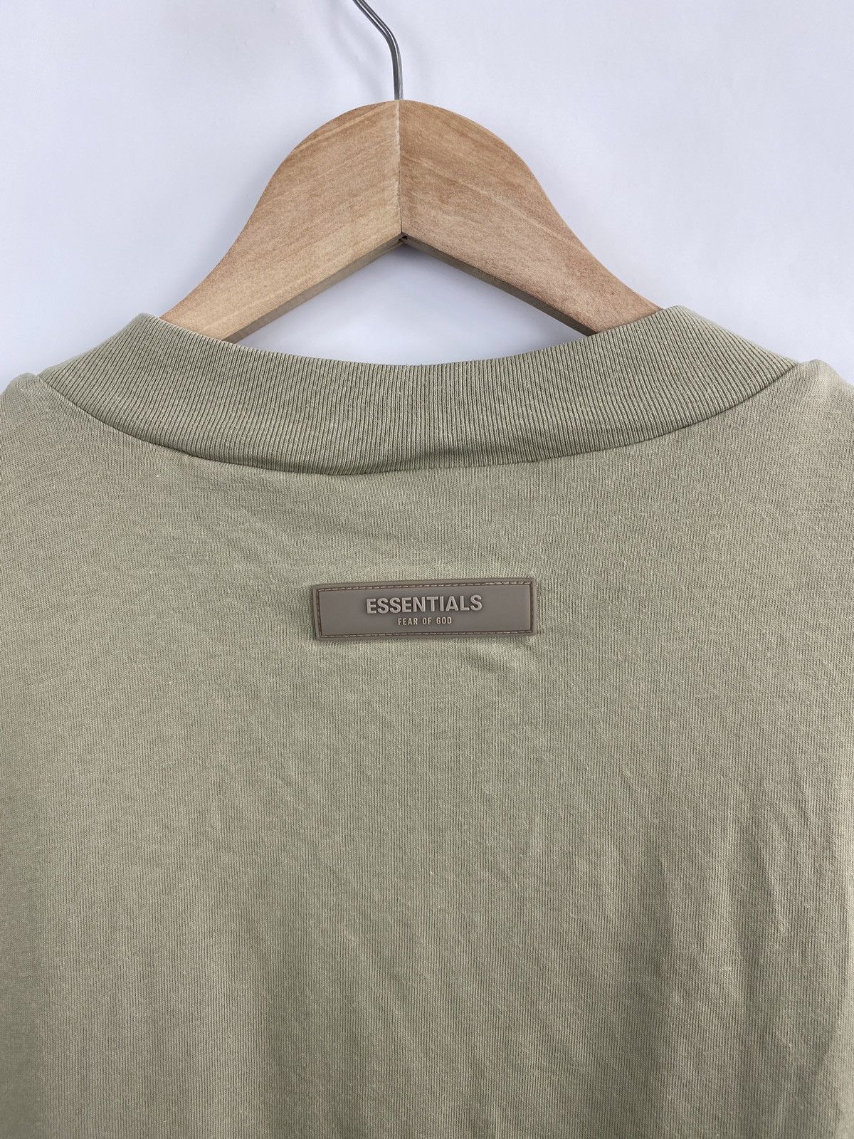 Essentials Essentials Fear Of God Y2K T-Shirt Hype Rare Retro Size US S / EU 44-46 / 1 - 9 Thumbnail