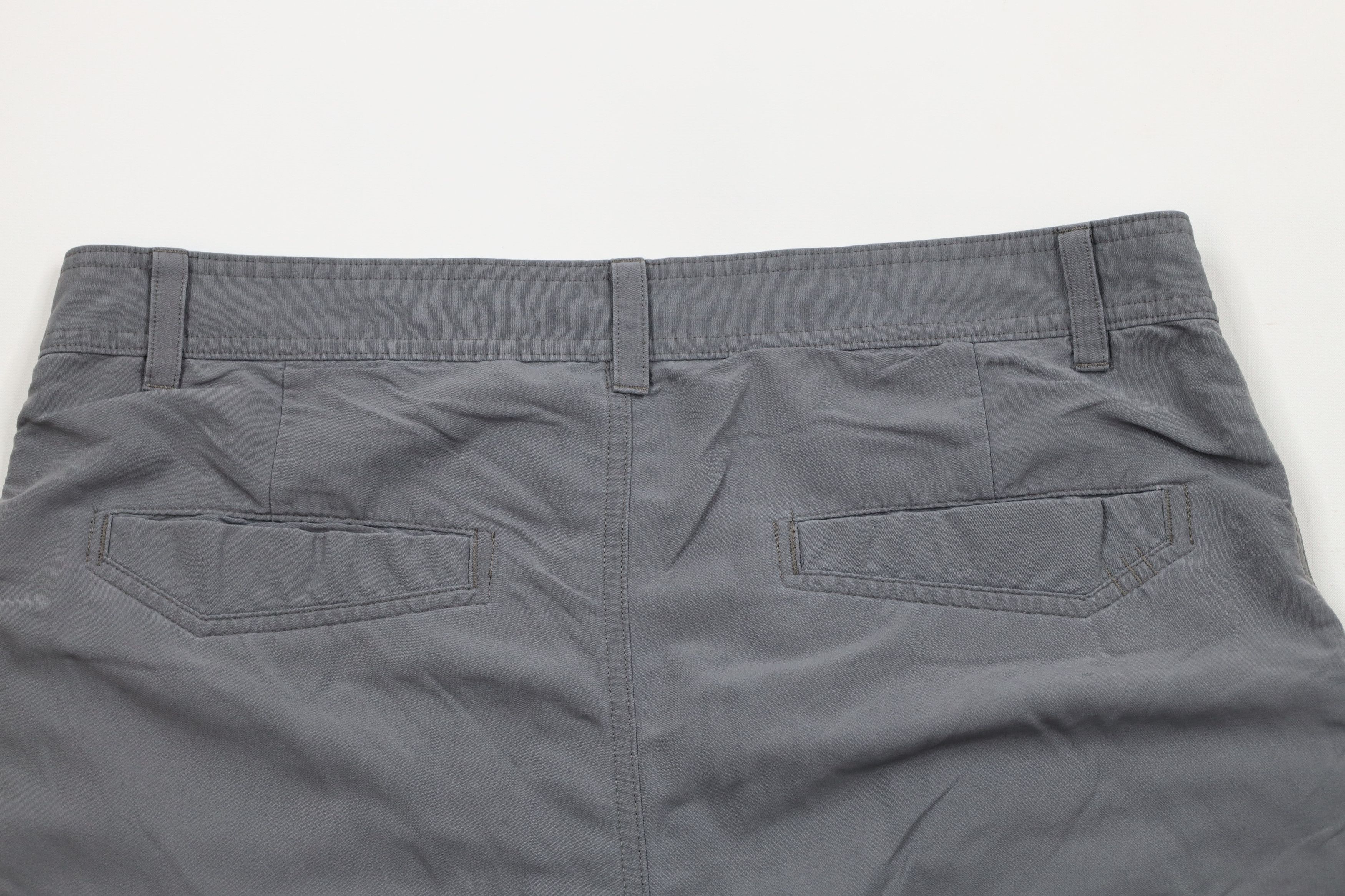 Lululemon × Vintage Vintage Lululemon Flat Front Stretch Golf Chino Shorts Gray Size US 36 / EU 52 - 10 Thumbnail