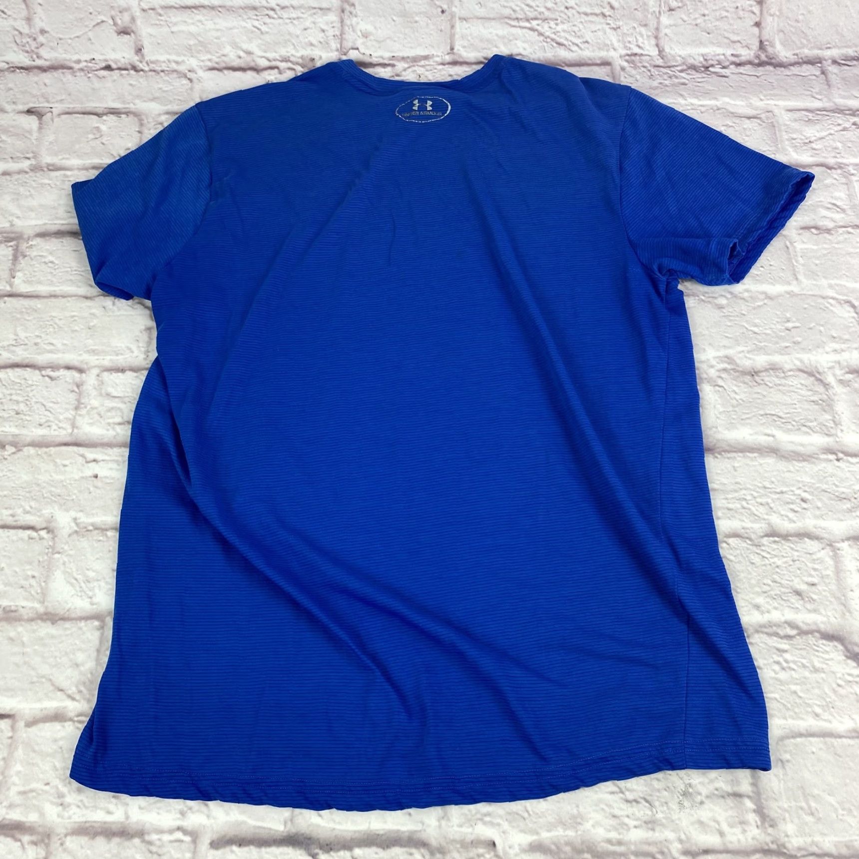 Under Armour Under Armour Shirt Mens Medium Blue HeatGear Run Athletic Performance Lightweight Short Sleeve Size US M / EU 48-50 / 2 - 3 Thumbnail