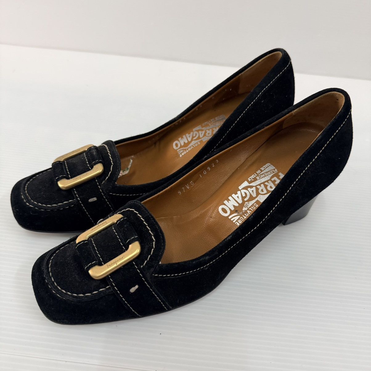 Salvatore Ferragamo Salvatore Ferragamo Heels Leather Shoes Size US 8.5 / IT 38.5 - 2 Thumbnail