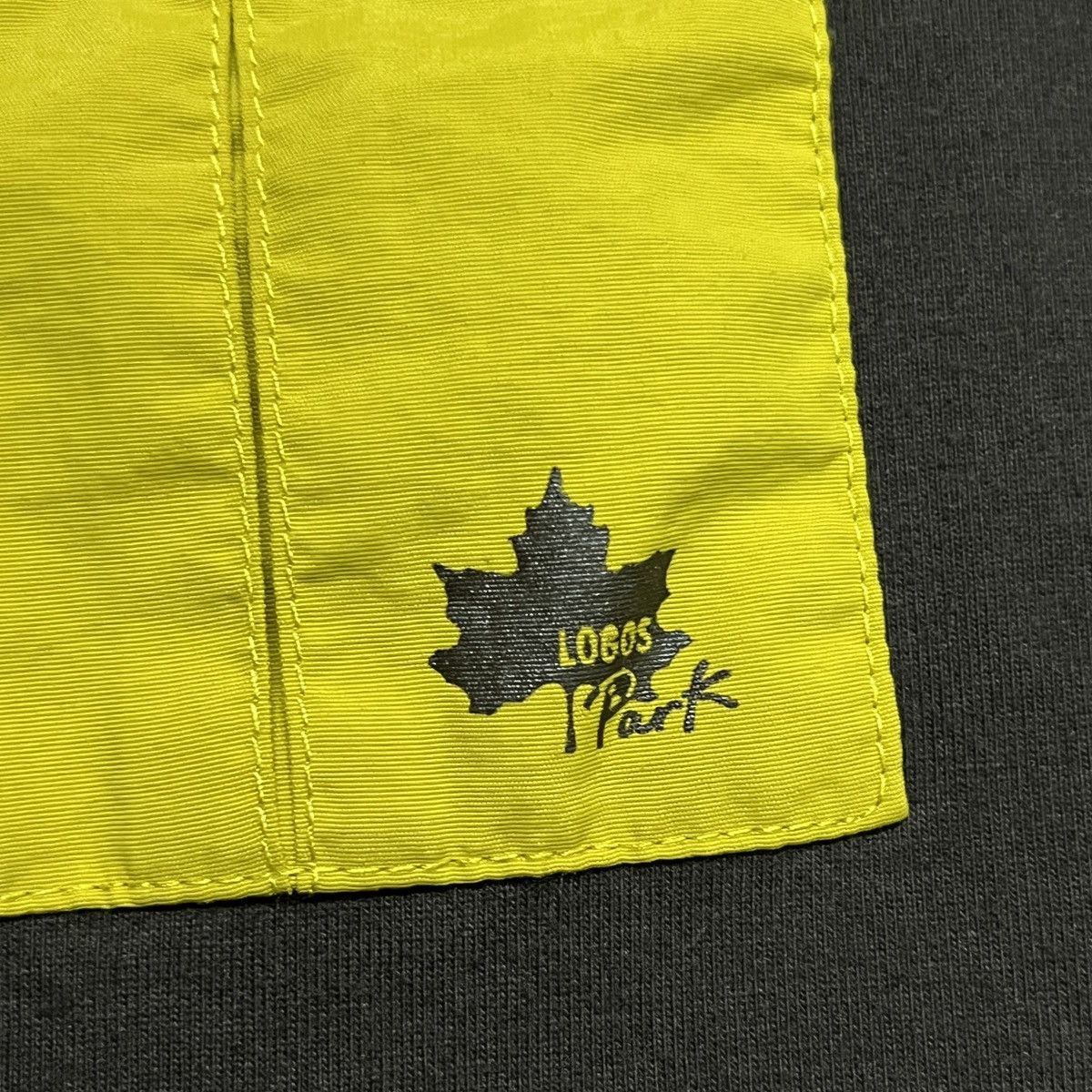 Vintage Logos Outdoor Hiking T Shirt Size US M / EU 48-50 / 2 - 4 Thumbnail
