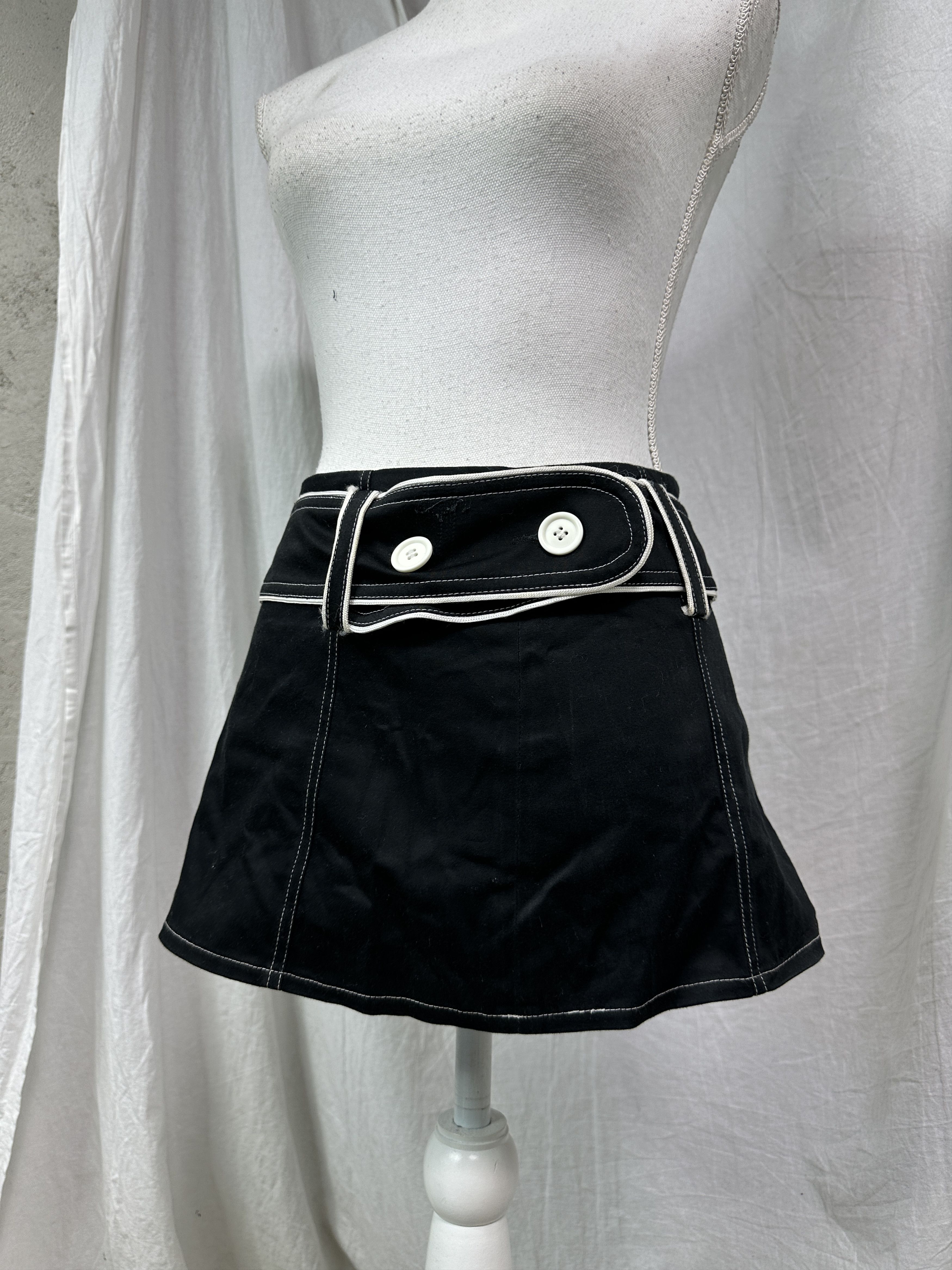 Vintage Vintage Avant Garde Micro Mini Contrast Stitch Skirt 00s Size 25" / US 0 / IT 36 - 1 Thumbnail