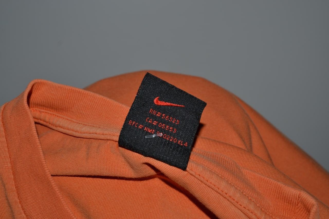Nike × Vintage T-shirt Nike Vintage Orange size XL Size US XL / EU 56 / 4 - 5 Thumbnail