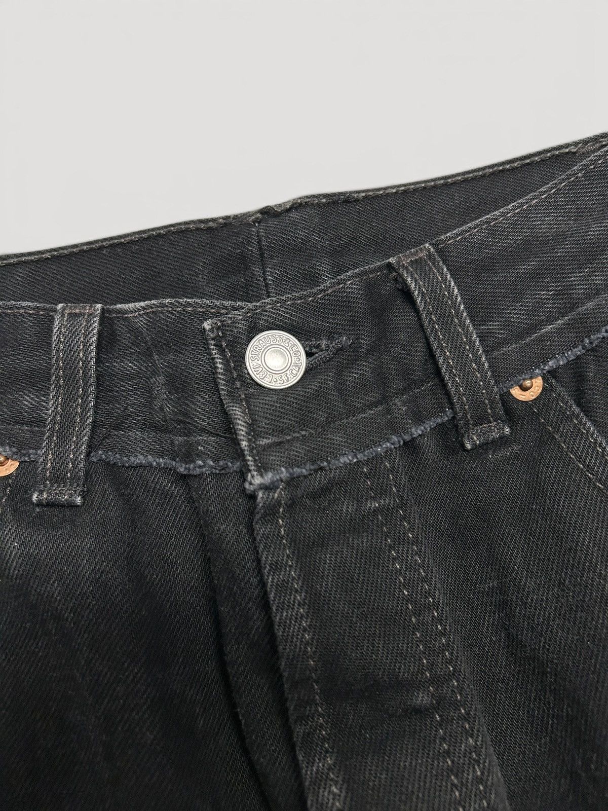 Vetements FW2017 Deconstructed Levi’s Denim Size US 26 / EU 42 - 4 Thumbnail