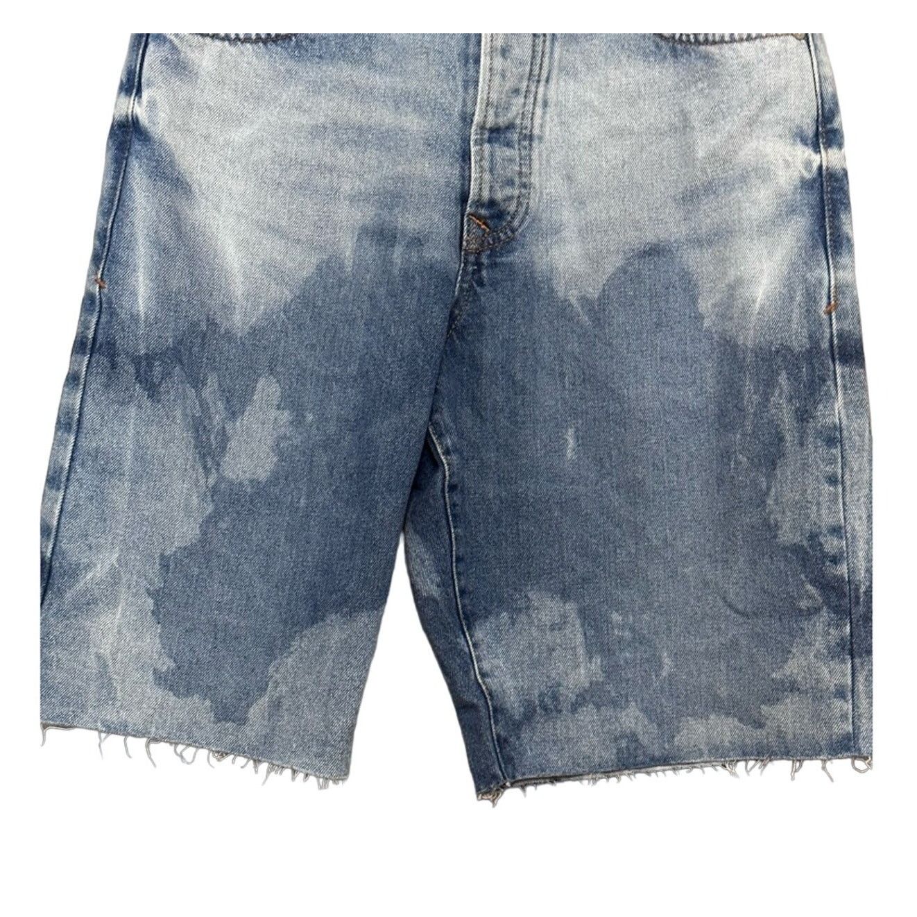 Topman Topman Bermuda Shorts Cut Off Frayed Acid Wash Denim Blue 28 Size 28" / US 6 / IT 42 - 3 Thumbnail