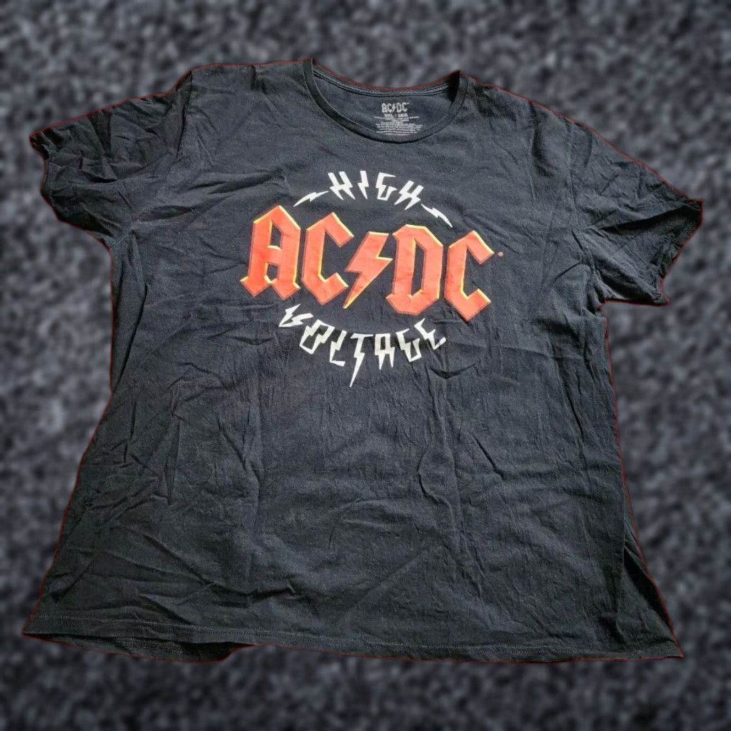Vintage VINTAGE AC/DC Men's T-Shirt 3X Classic Rock Band Tee Short Sleeve Black 2020s Size US XXL / EU 58 / 5 - 1 Thumbnail