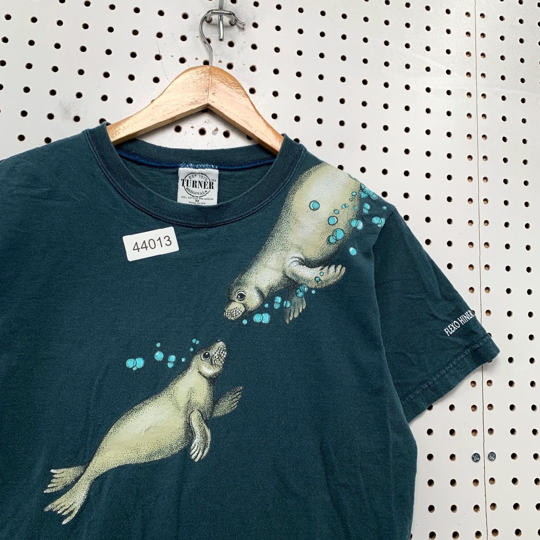 Vintage VINTAGE Turner Manatee Shirt Mens M Green 90s Graphic Crew Neck Short Sleeve USA Mens Size US M / EU 48-50 / 2 - 5 Thumbnail