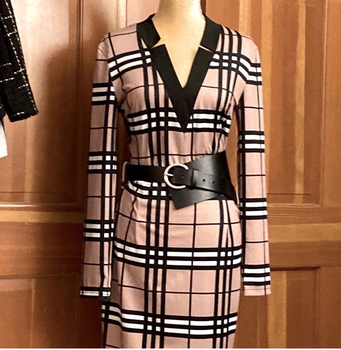 Designer NWT, Lavishly Paris Belted Fall Season Plaid Design Dress Size M / US 6-8 / IT 42-44 - 9 Thumbnail
