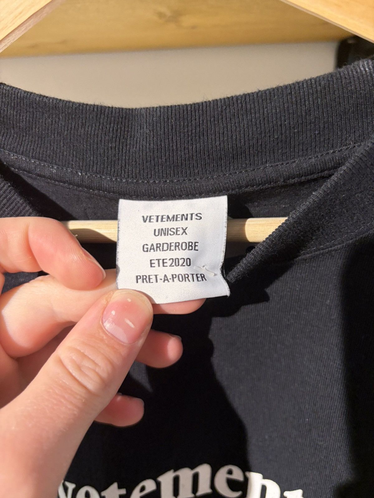 Vetements Vetements Label T Shirt Large Size US L / EU 52-54 / 3 - 2 Thumbnail