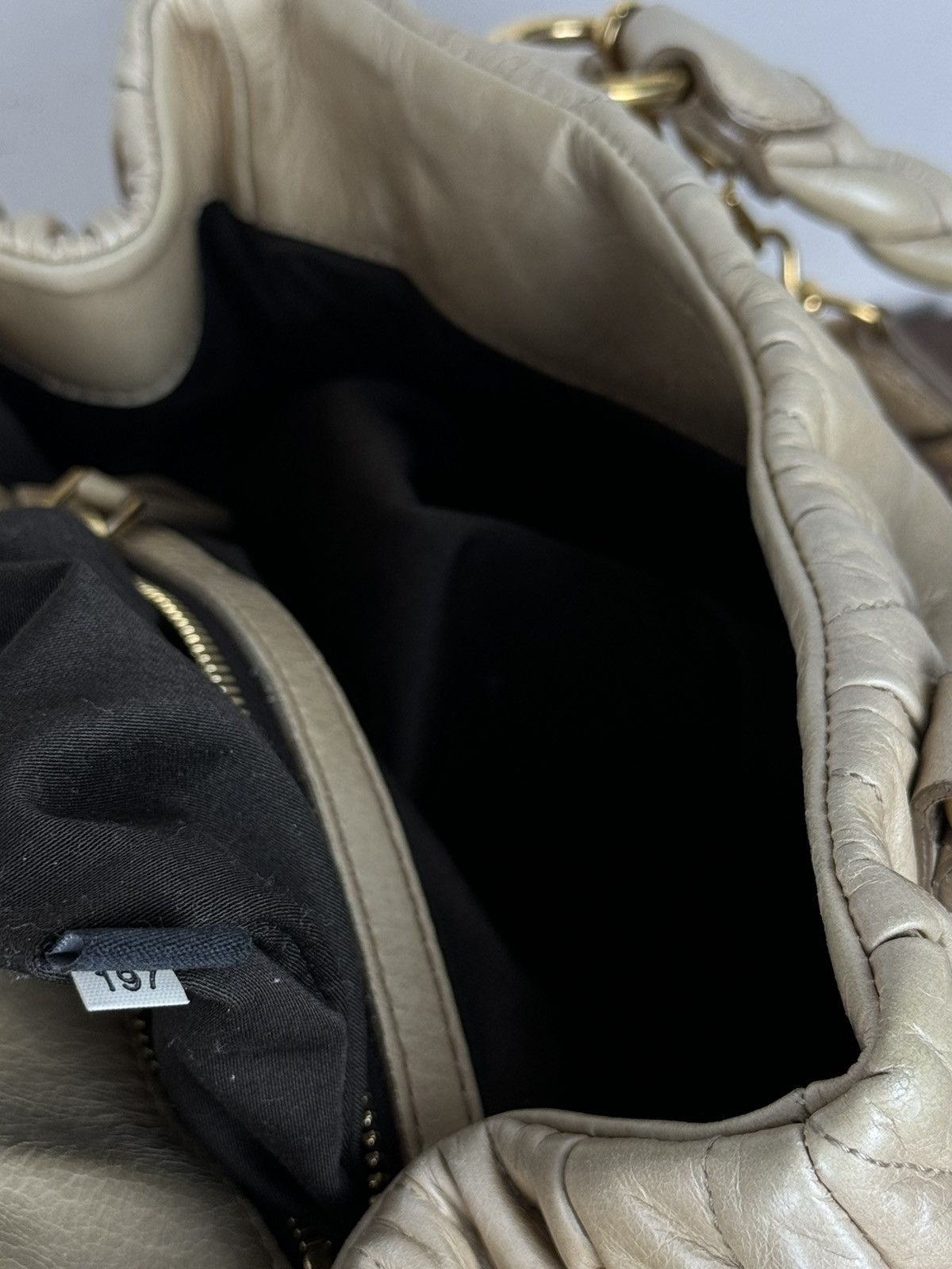 Leather × Miu Miu Leather bag Miu Miu y2k original casual luxury item Size ONE SIZE - 8 Thumbnail
