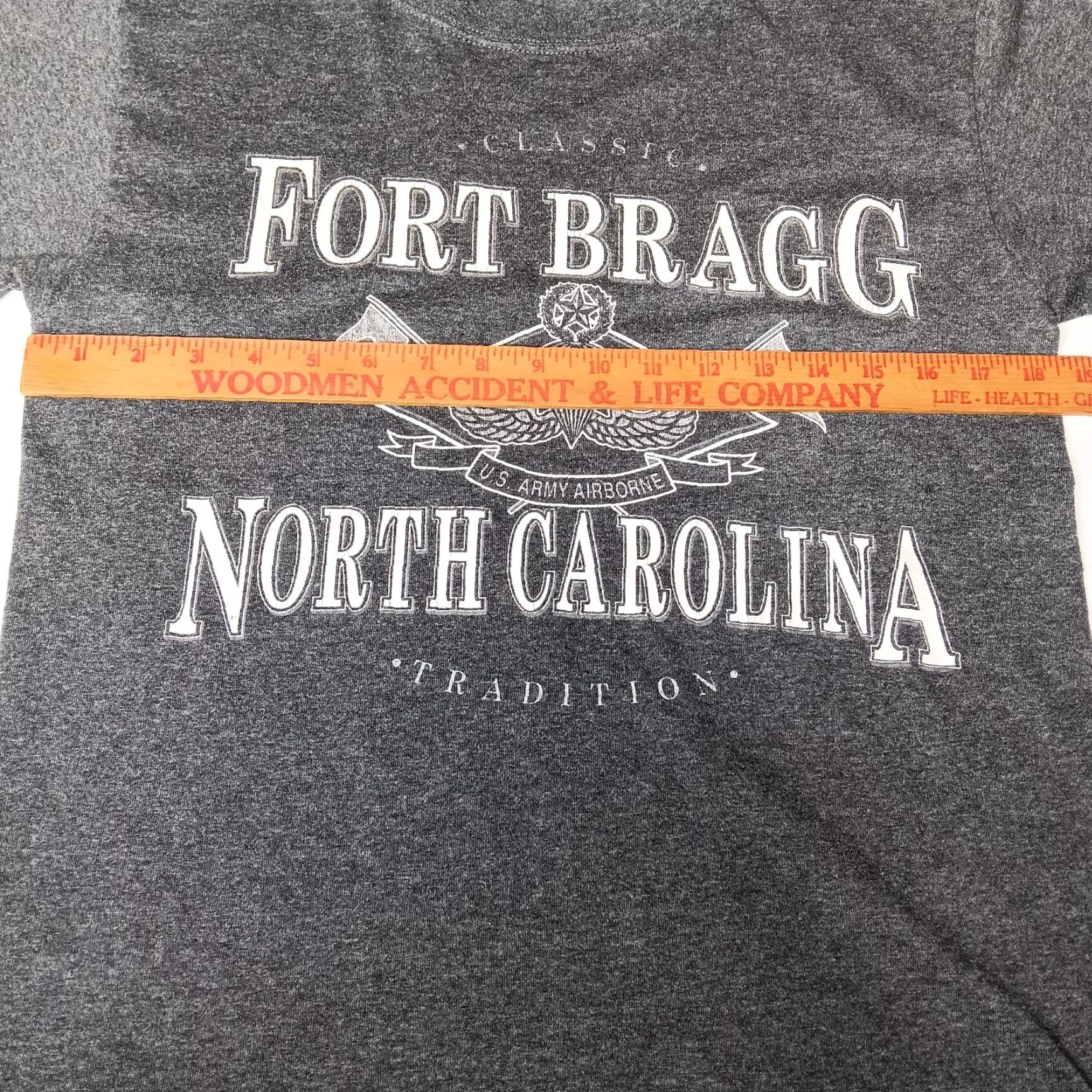 Soffe VINTAGE Soffe Military T-Shirt Men Small Fort Bragg North Carolina US Army Airborne Graphic Cotton Size US S / EU 44-46 / 1 - 4 Thumbnail