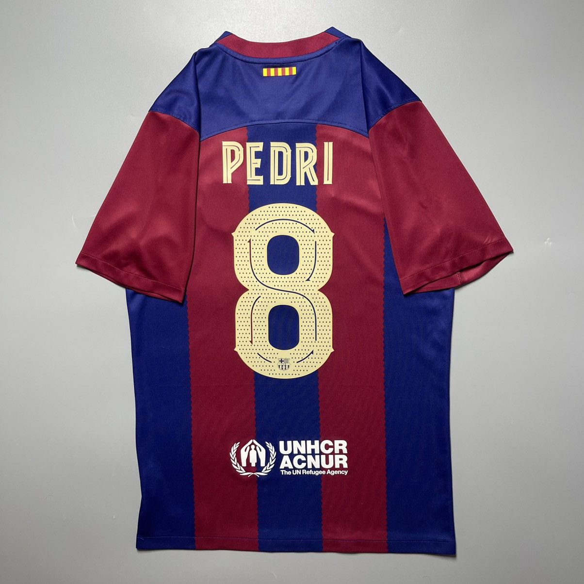 Nike BARCELONA NIKE 2023/2024 FOOTBALL HOME JERSEY #8 PEDRI Size US S / EU 44-46 / 1 - 1 Thumbnail