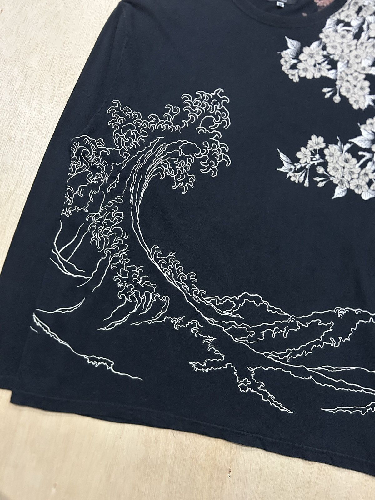 Japanese Brand Oboro Karakuri Japan ‘Koi’ All Over Print Tee Size US XL / EU 56 / 4 - 8 Thumbnail