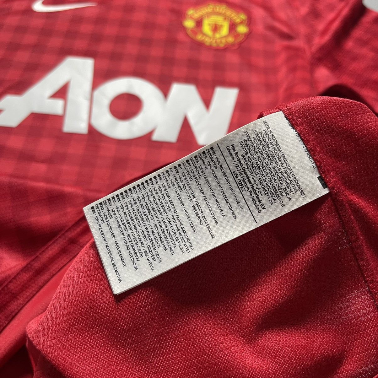 Vintage MAN UNITED NIKE 2012/2013 FOOTBALL HOME JERSEY #7 VALENCIA Size US S / EU 44-46 / 1 - 10 Thumbnail