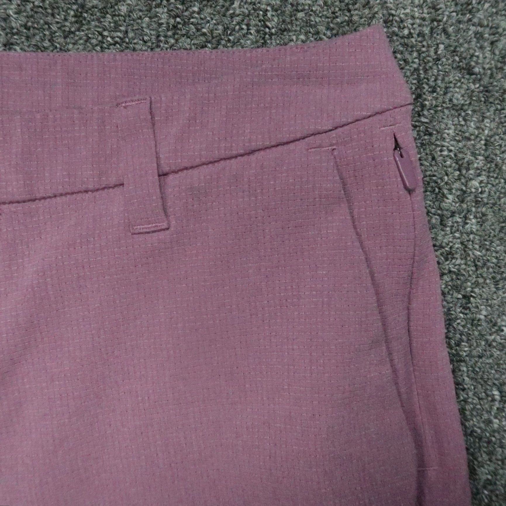 Lululemon Lululemon Shorts Mens 30 Amethyst Velvet Commission Ventlight Chino Golf Size US 30 / EU 46 - 2 Thumbnail