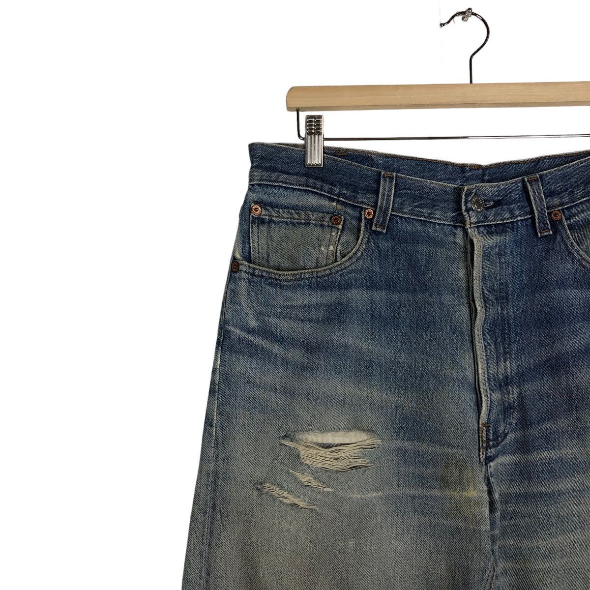 Levi's 🔥90’s Vintage Distressed Jeans Levi’s Made in USA Size US 34 / EU 50 - 7 Thumbnail