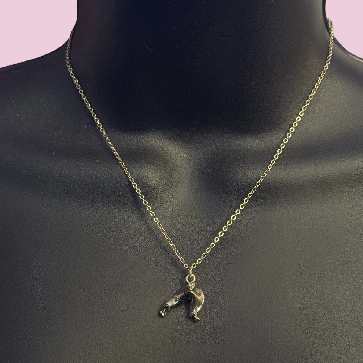 Other Gold tone fortune cookie pendant necklace Size ONE SIZE - 1 Thumbnail