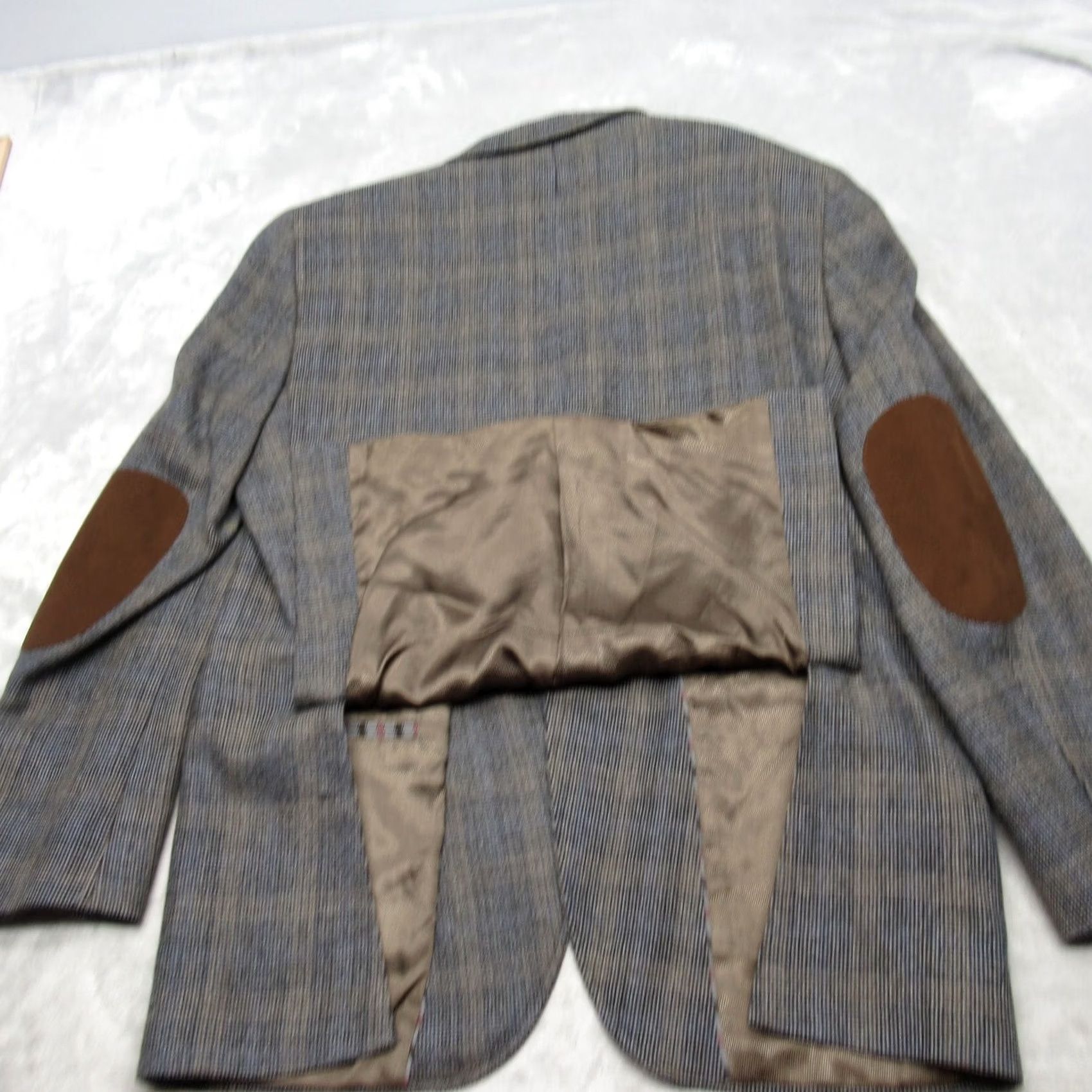 Saks Fifth Avenue Saks Fifth Avenue Wool Blazer Mens 40R Gray Plaid Blazer Double-Vented Notch Lapel Two-Button Front Jacket Size 40R - 3 Thumbnail