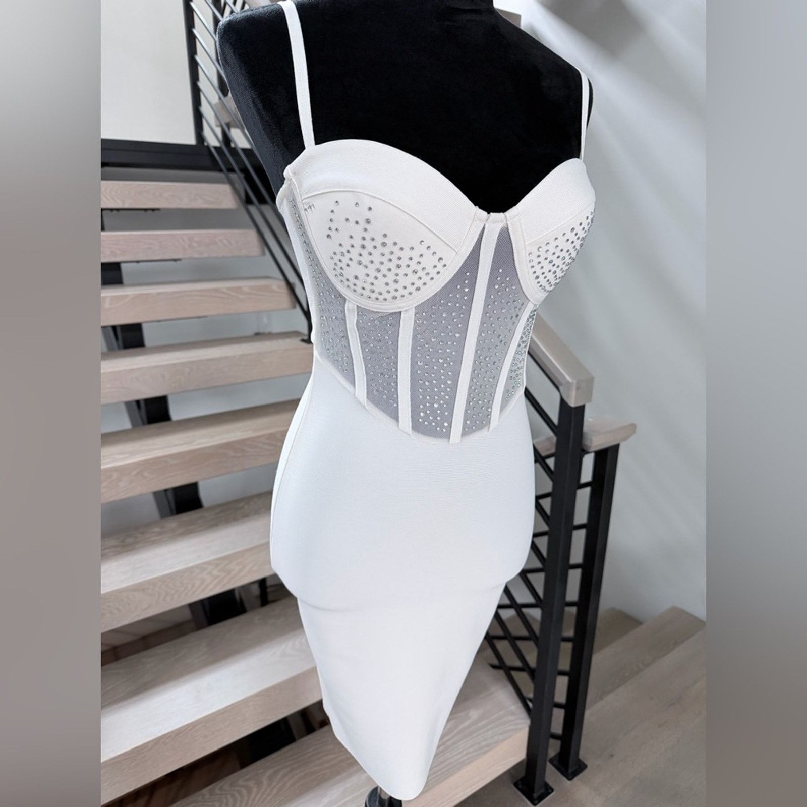 Other White Embellished Bustier Midi Party Dress size S Size S / US 4 / IT 40 - 2 Thumbnail