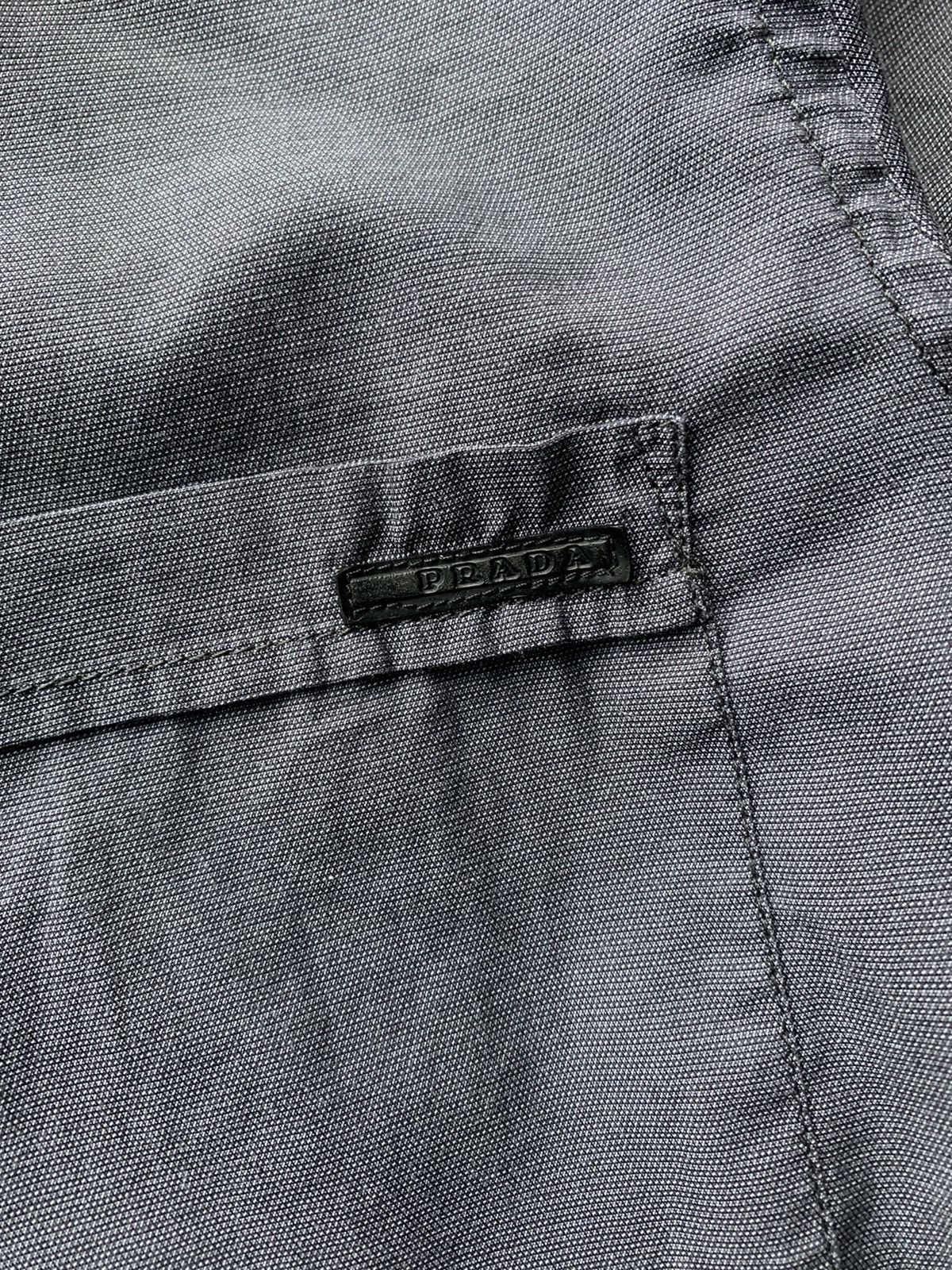 Prada Prada black mini logo shirt Size US S / EU 44-46 / 1 - 4 Thumbnail
