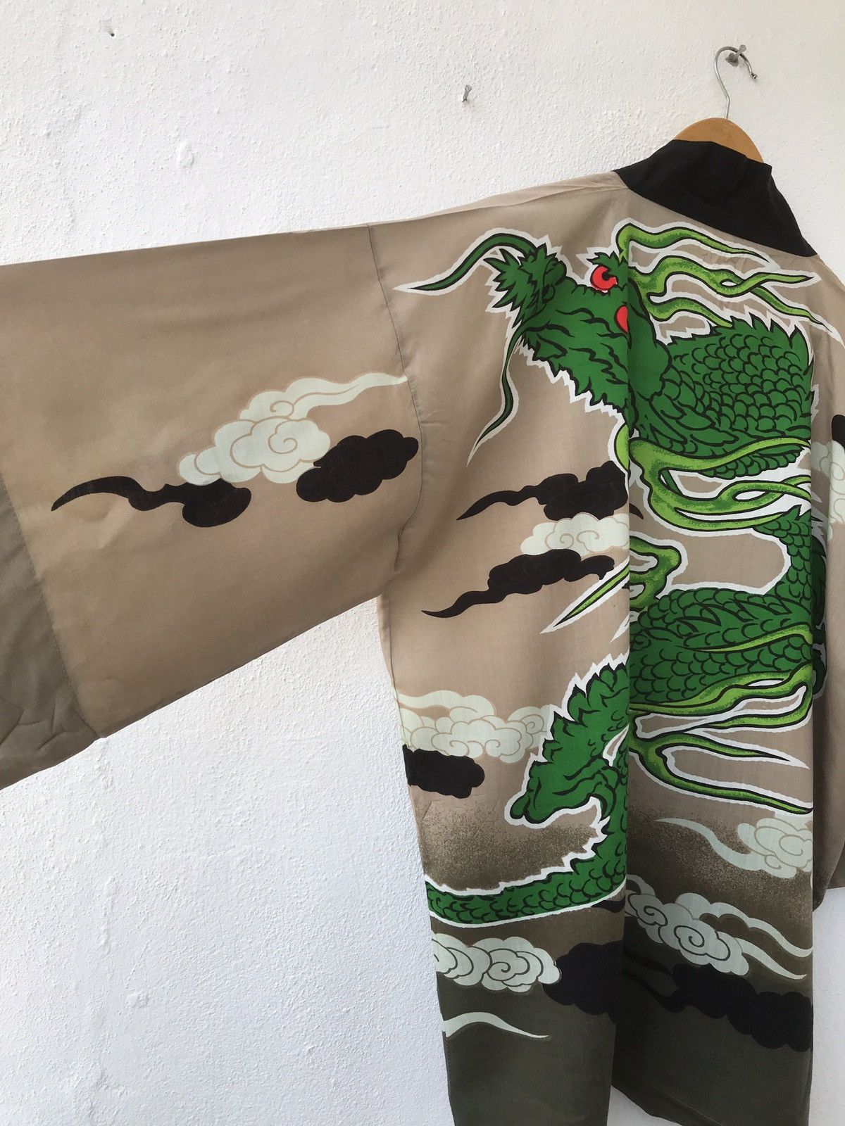 Japanese Brand sukajan kimono dragon Size US L / EU 52-54 / 3 - 6 Thumbnail