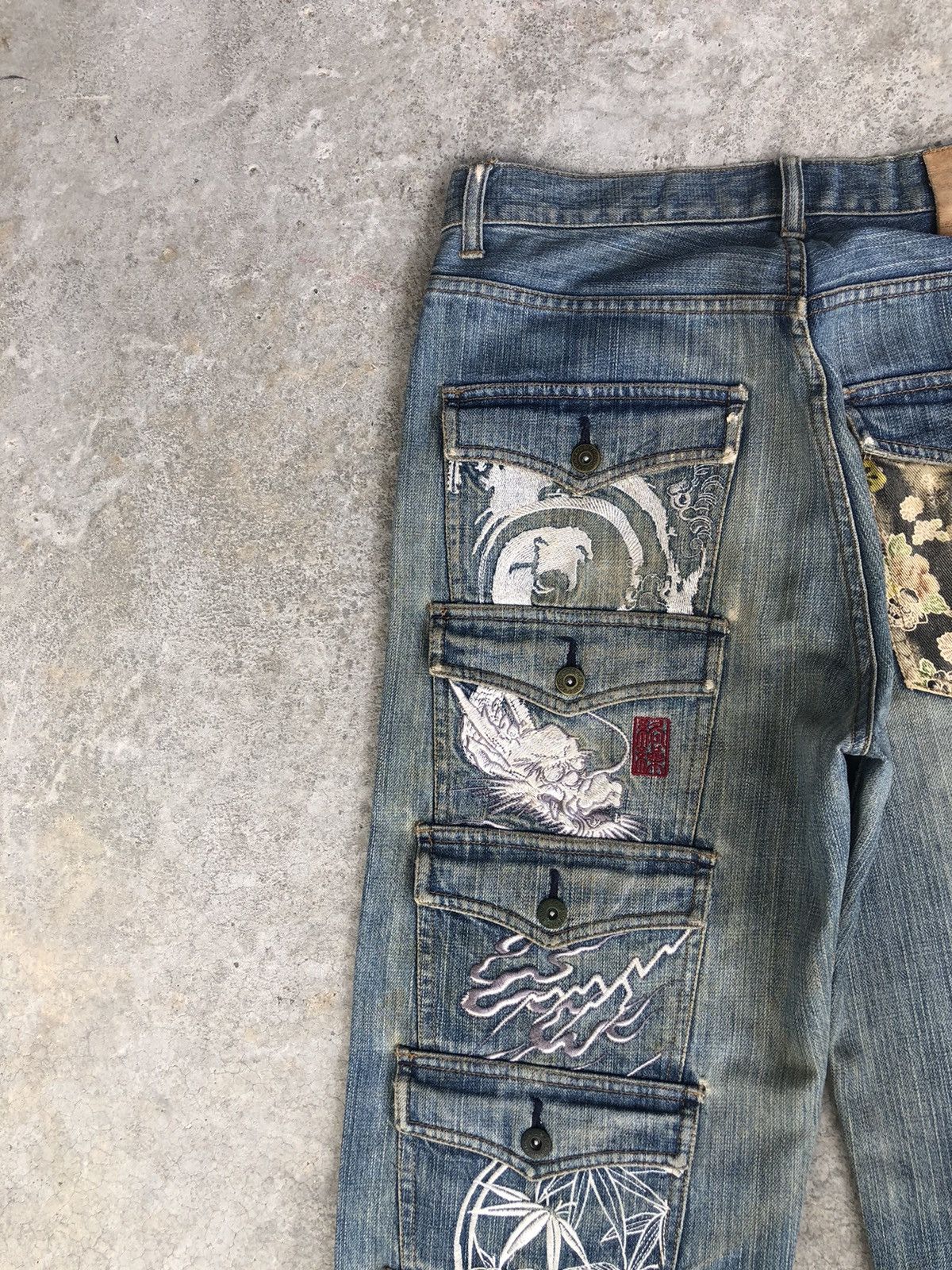 Karakuri Tamashii Karakuri Tamashii Embroidered Jeans Distressed Jeans Size US 32 / EU 48 - 9 Thumbnail